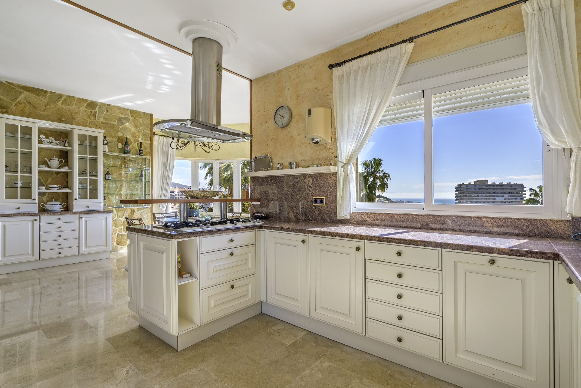 Spectacular 7-Bed Villa Overlooking Torrequebrada Golf & Sea — Torrequebrada