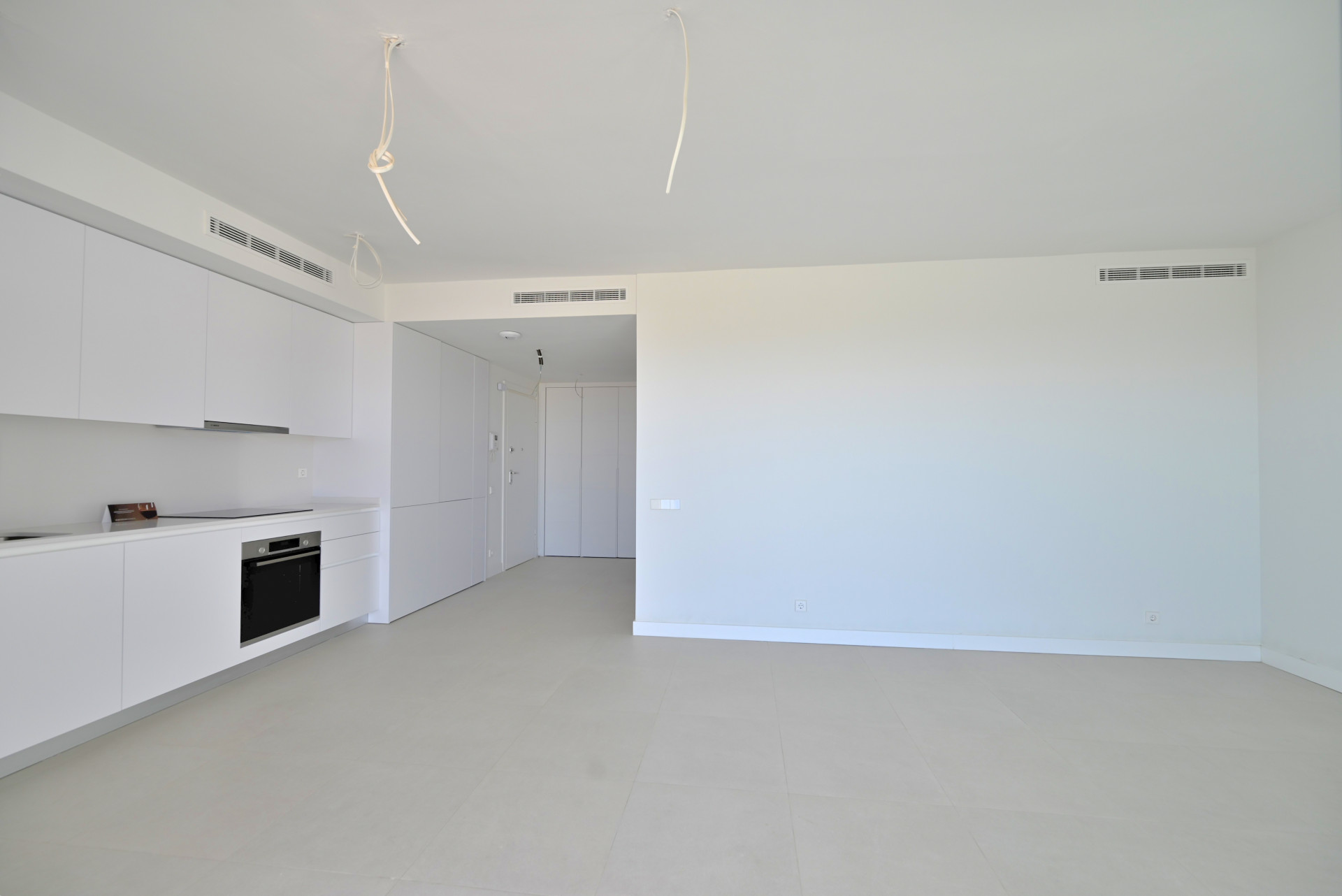 Elevated Ground-Floor Apartment with Sea Views, Calanova Golf — Calanova Golf