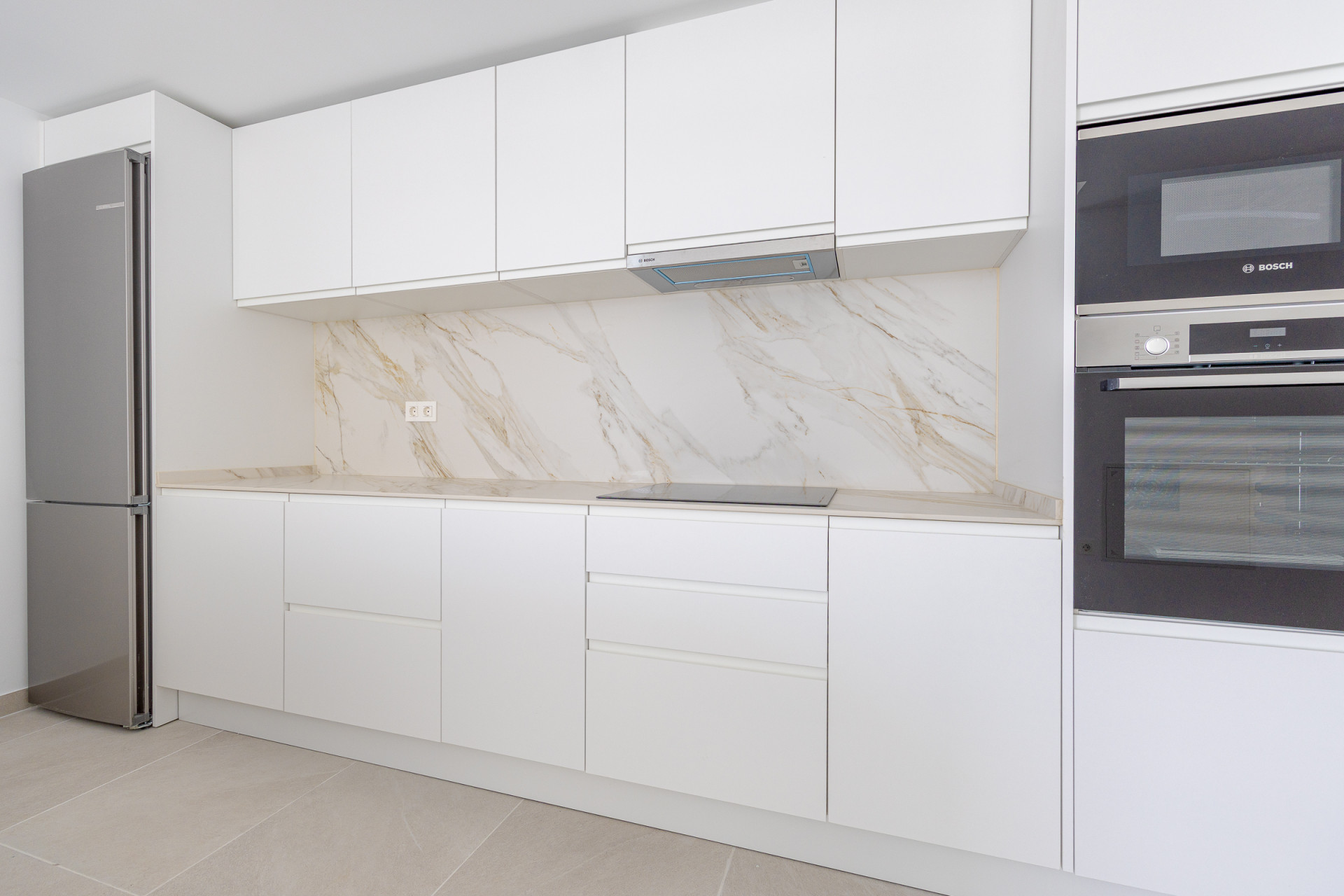 Modern West-Facing Penthouse with Terrace, Cala de Mijas — Cala de Mijas