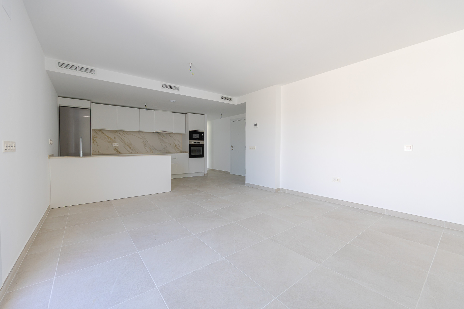 Modern West-Facing Penthouse with Terrace, Cala de Mijas — Cala de Mijas