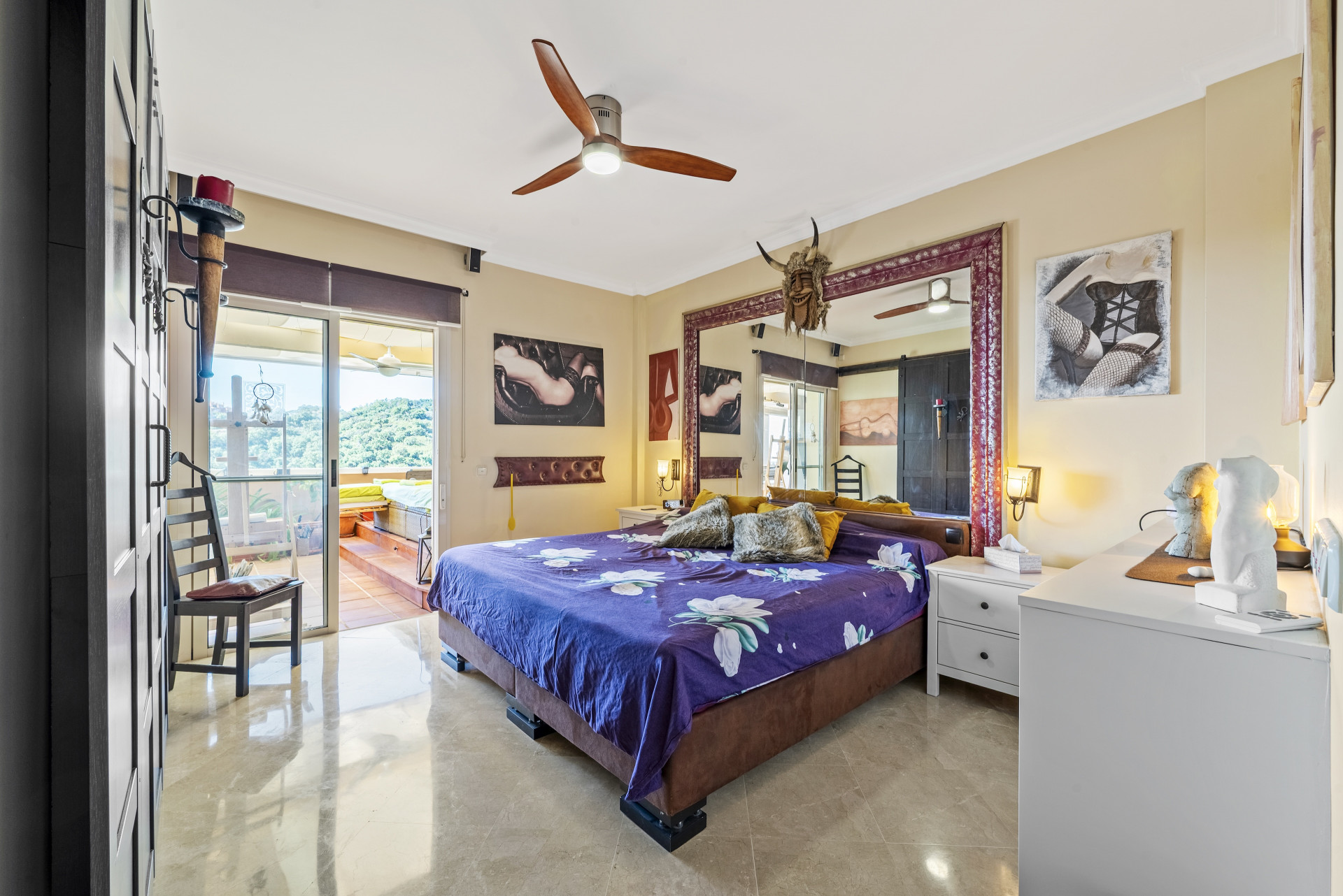 2-Bed Penthouse with Sea Views, La Mairena, Marbella East — Marbella Este - La Mairena