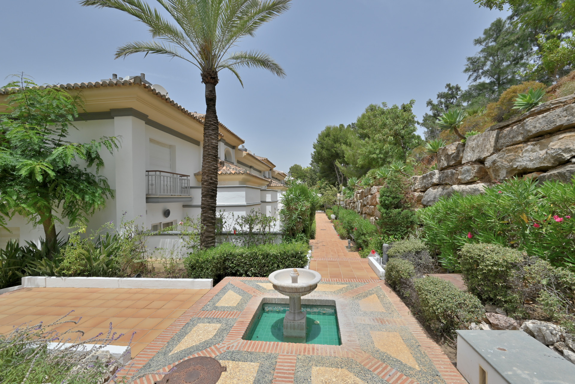 Spacious 3-Bed Townhouse with Golf Views – La Cala Golf Resort — La Cala Golf Resort