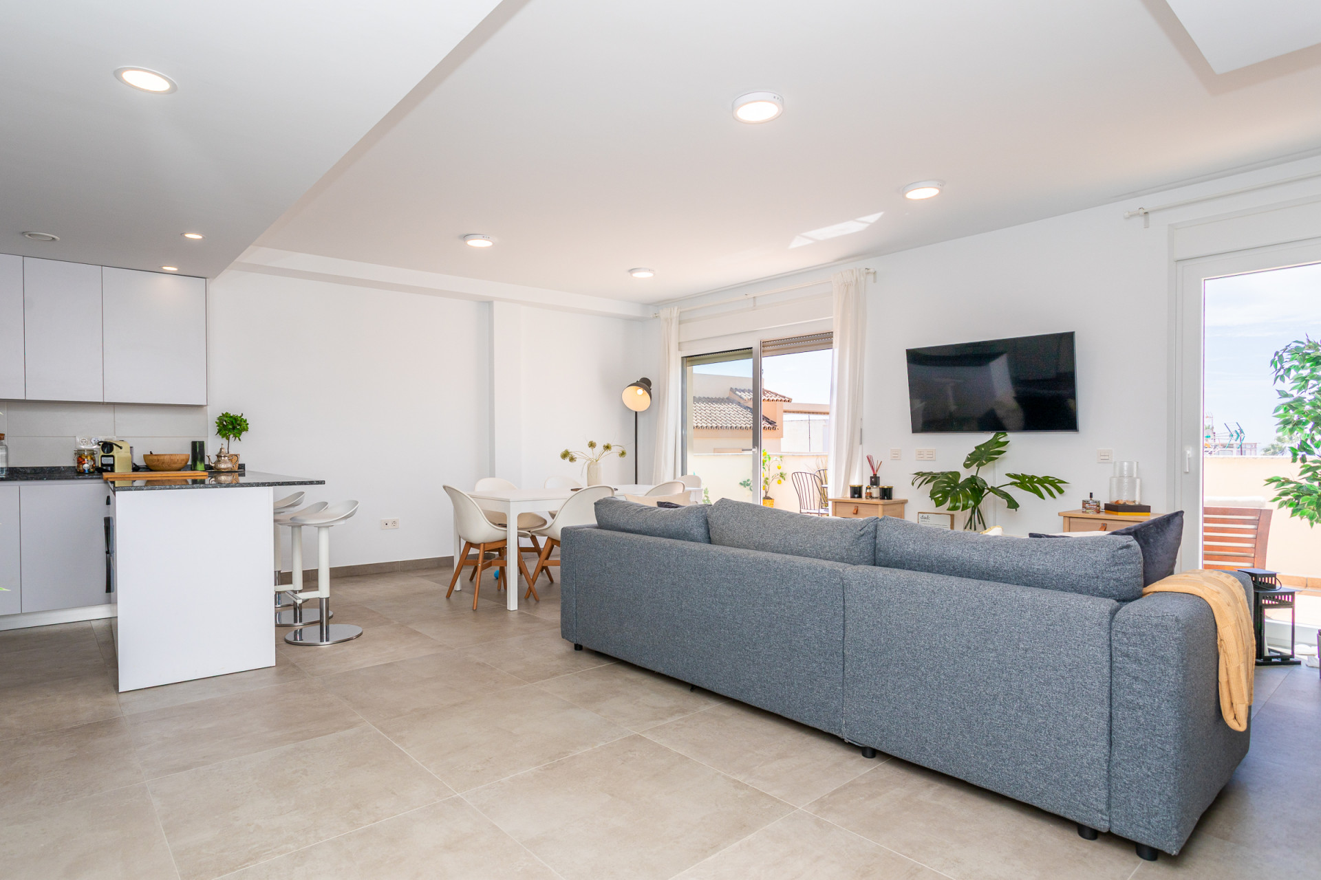 Licensed Tourist Apartment Building for Sale, Cala de Mijas — Cala de Mijas