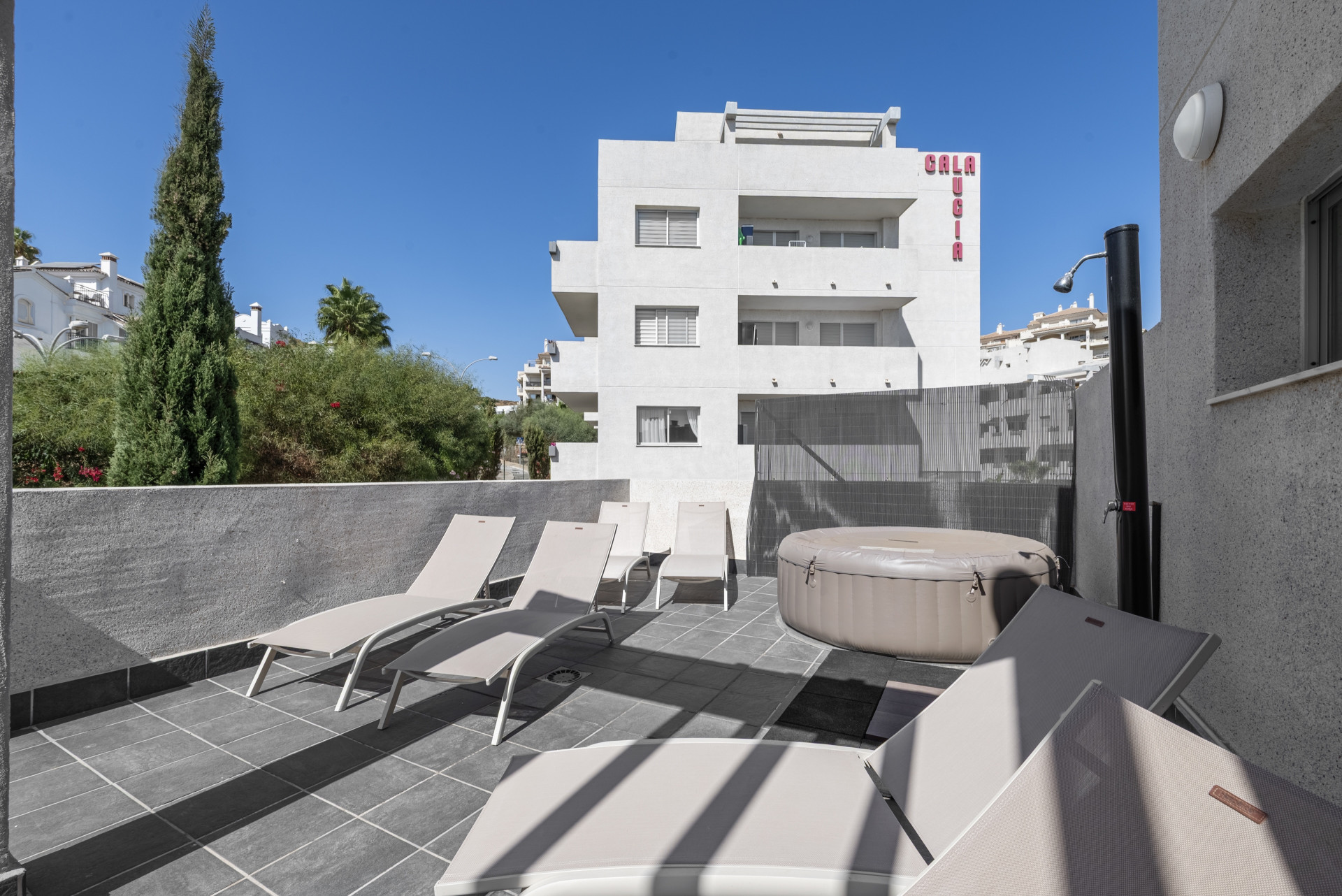 Elegant 2-Bed Penthouse with Sea Views, Riviera del Sol — Riviera del Sol