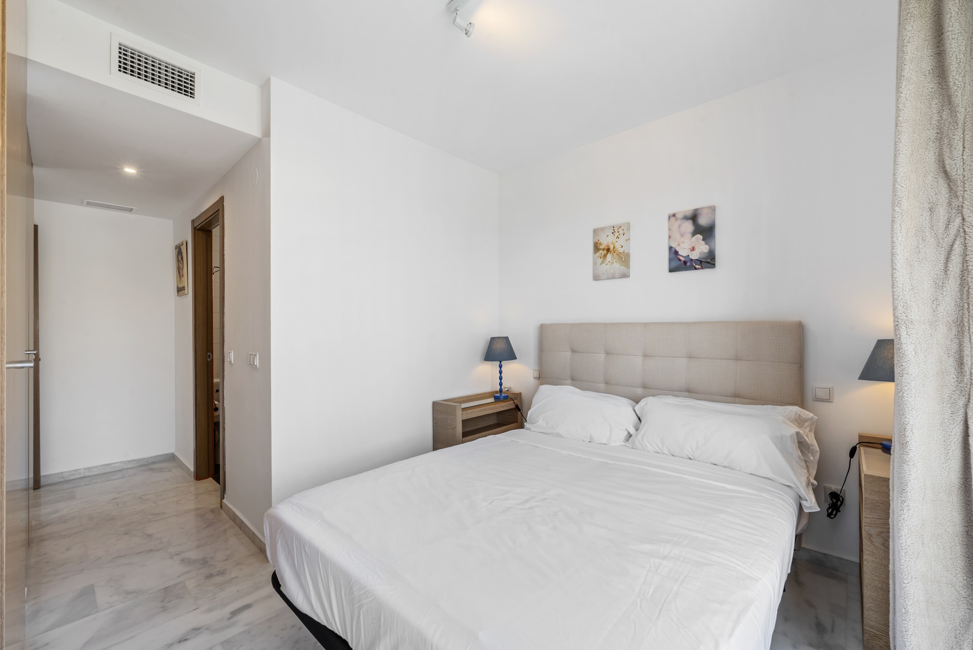 Elegant 2-Bed Penthouse with Sea Views, Riviera del Sol — Riviera del Sol