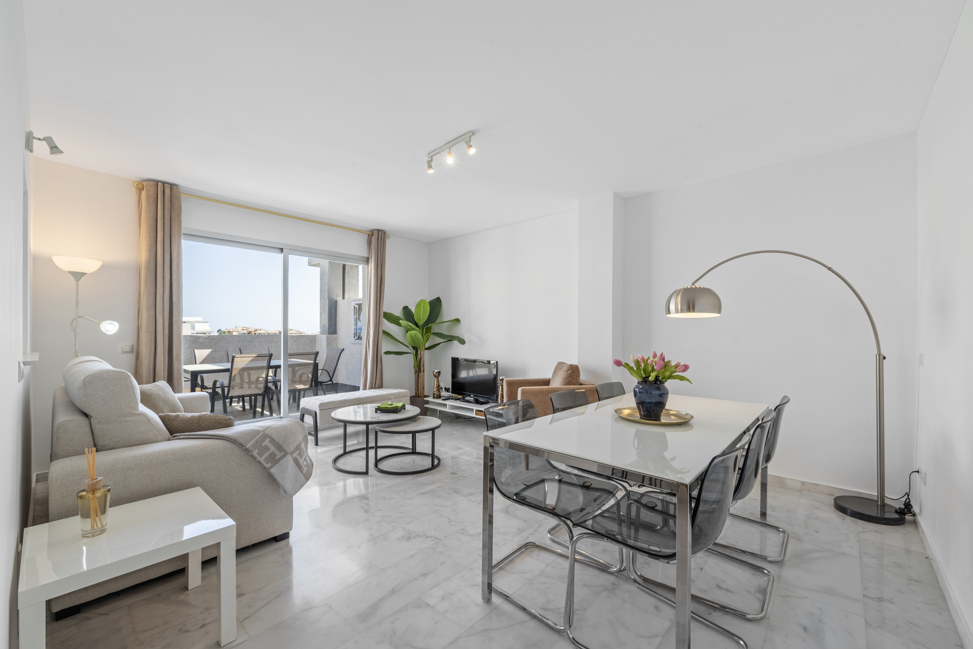 Elegant 2-Bed Penthouse with Sea Views, Riviera del Sol — Riviera del Sol