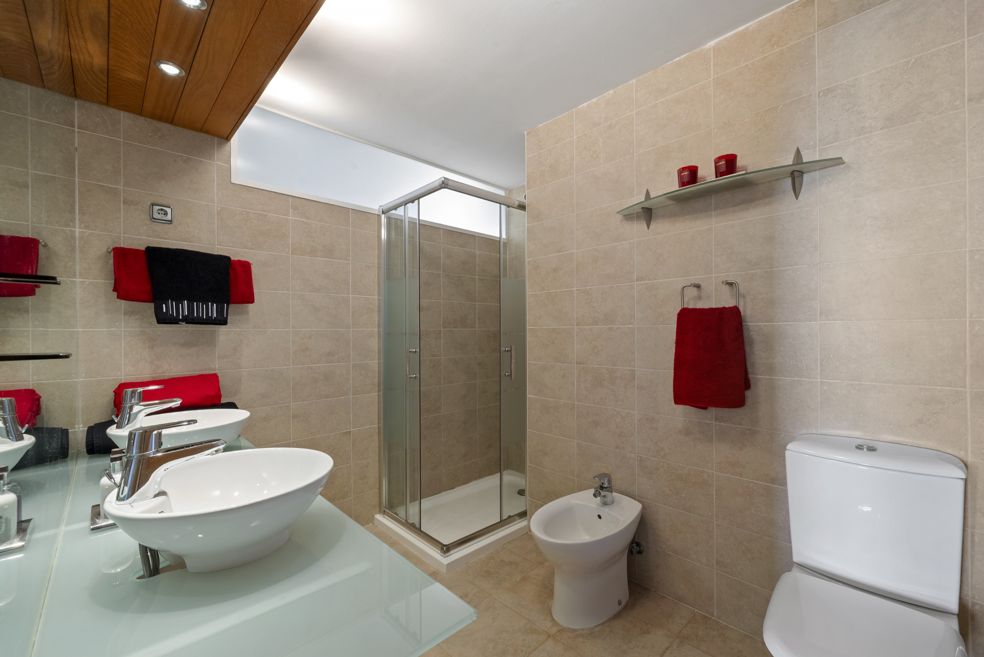 Ground Floor Apartment with Terrace & Sea Views, Reserva del Higuerón — Reserva del Higuerón