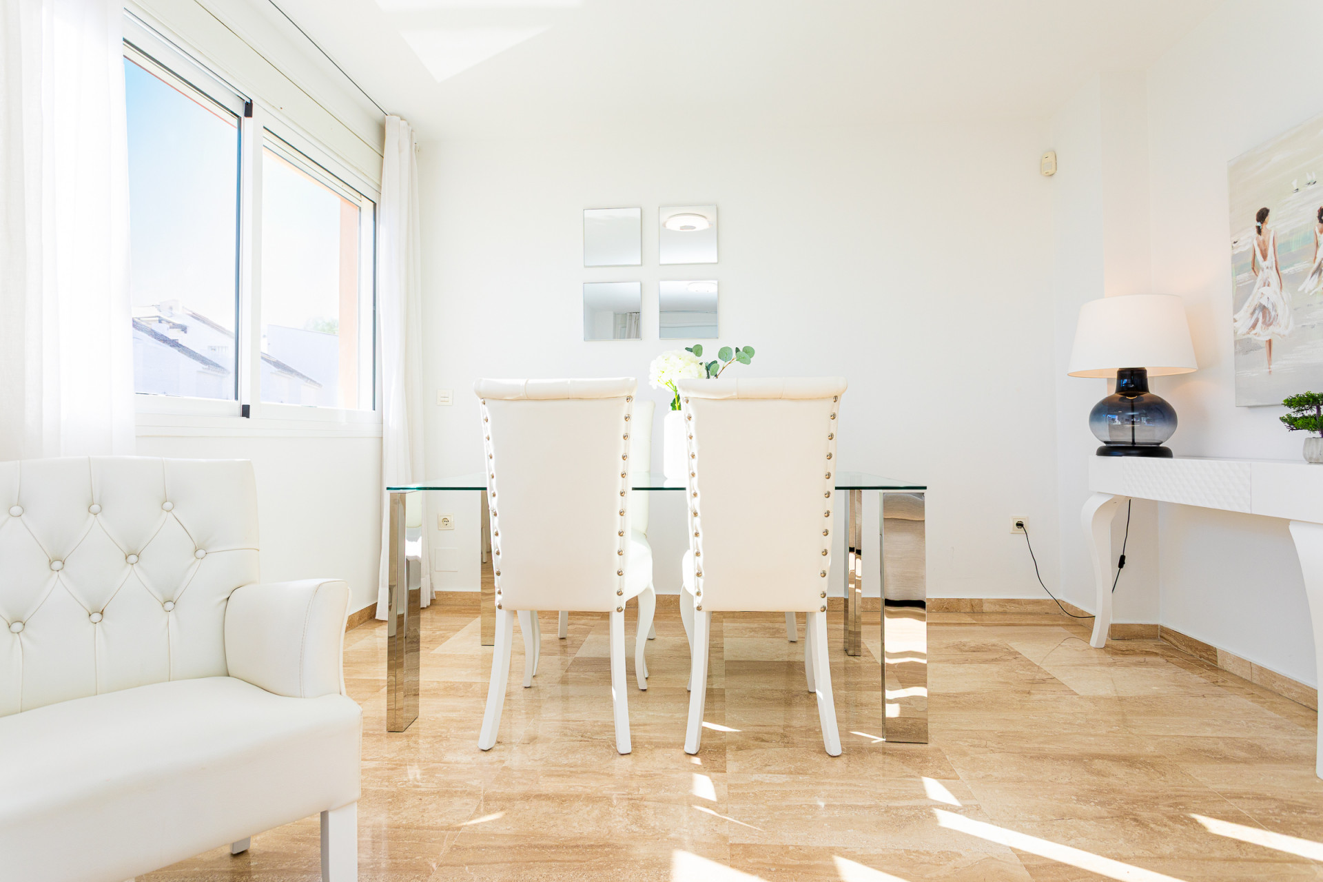 Renovated Sea View Corner Apartment in Alicate Playa, Marbella East — Marbella Este