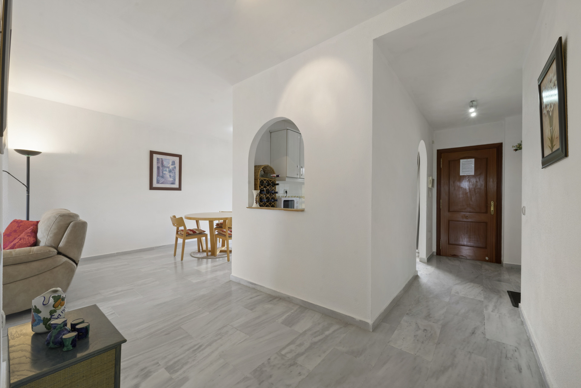 2-Bed Frontline Golf Apartment with Pool Views, Miraflores Golf — Miraflores Golf