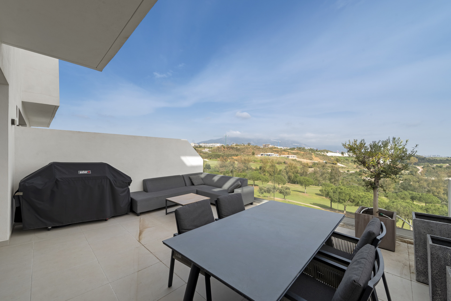 Duplex Penthouse with Golf Views, La Cala Golf Resort, Malaga — La Cala Golf Resort