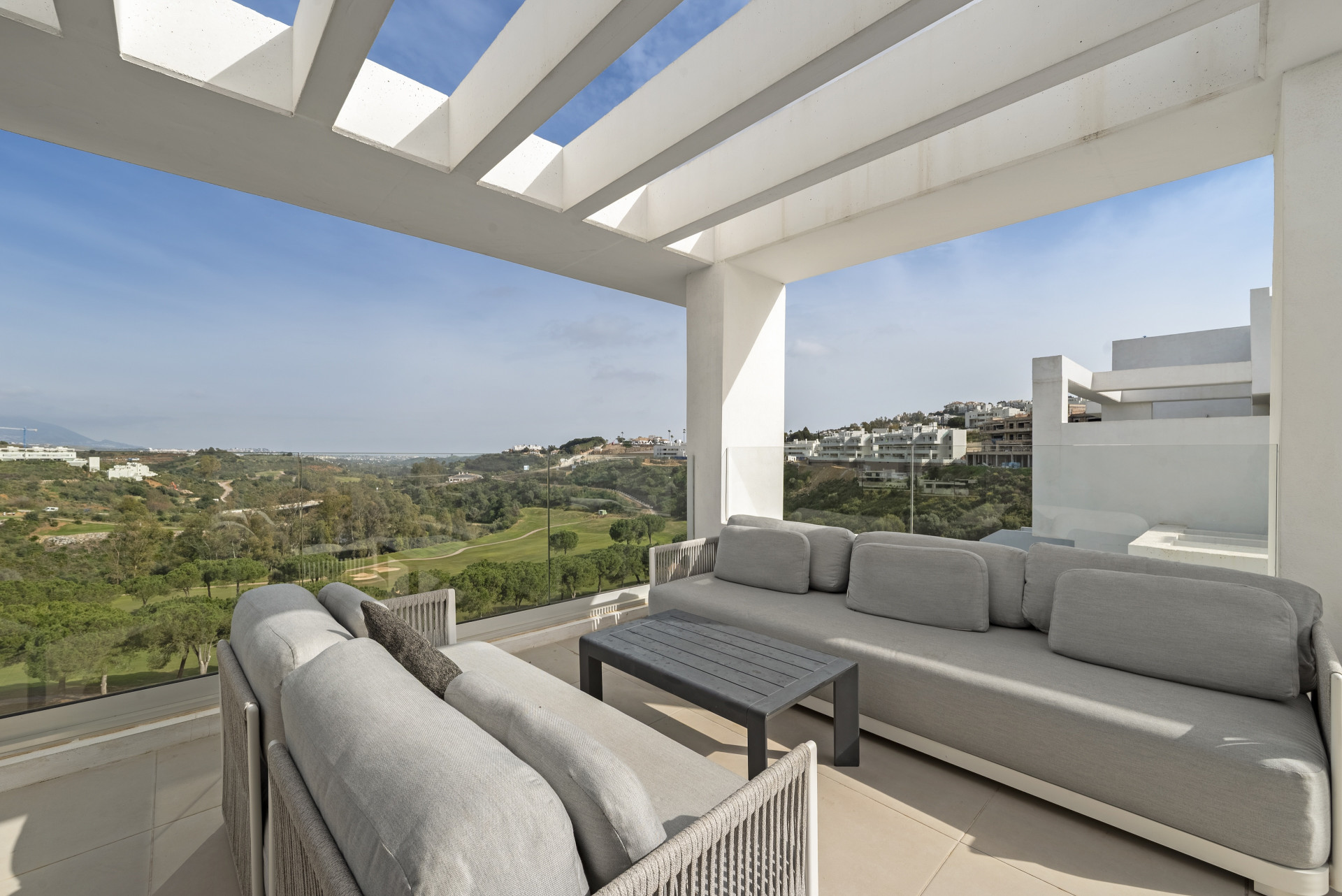 Duplex Penthouse with Golf Views, La Cala Golf Resort, Malaga — La Cala Golf Resort