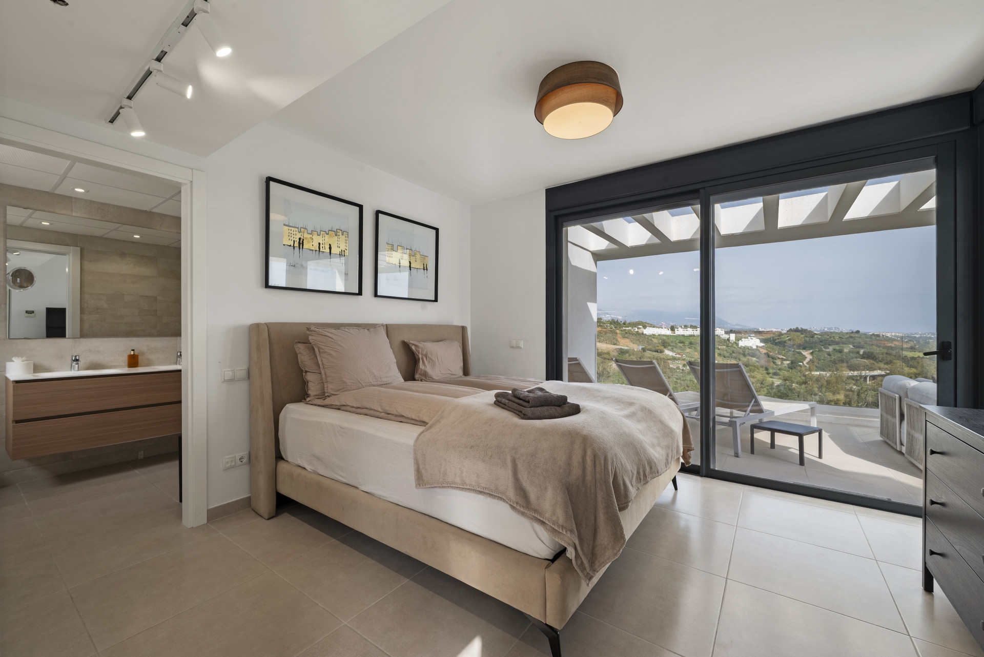 Duplex Penthouse with Golf Views, La Cala Golf Resort, Malaga — La Cala Golf Resort