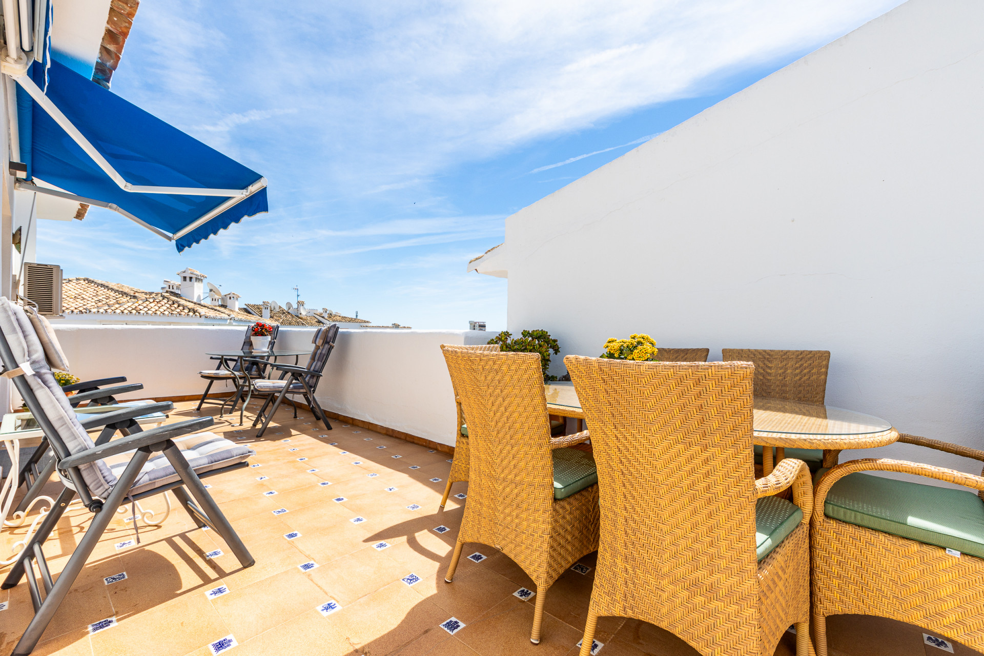 Sea View Penthouse, 3 Beds, Riviera del Sol – Walk to Beach — Riviera del Sol