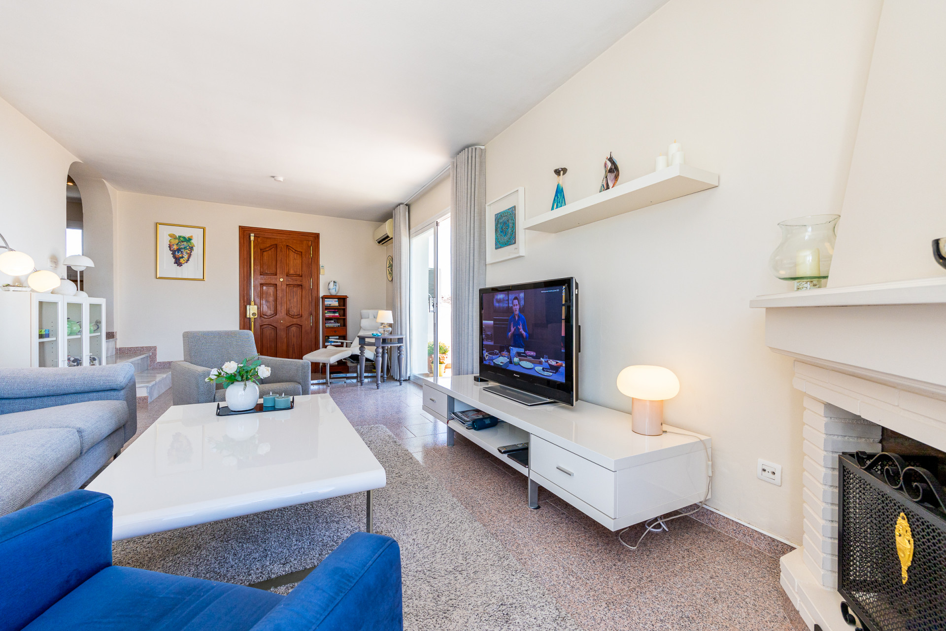 Sea View Penthouse, 3 Beds, Riviera del Sol – Walk to Beach — Riviera del Sol