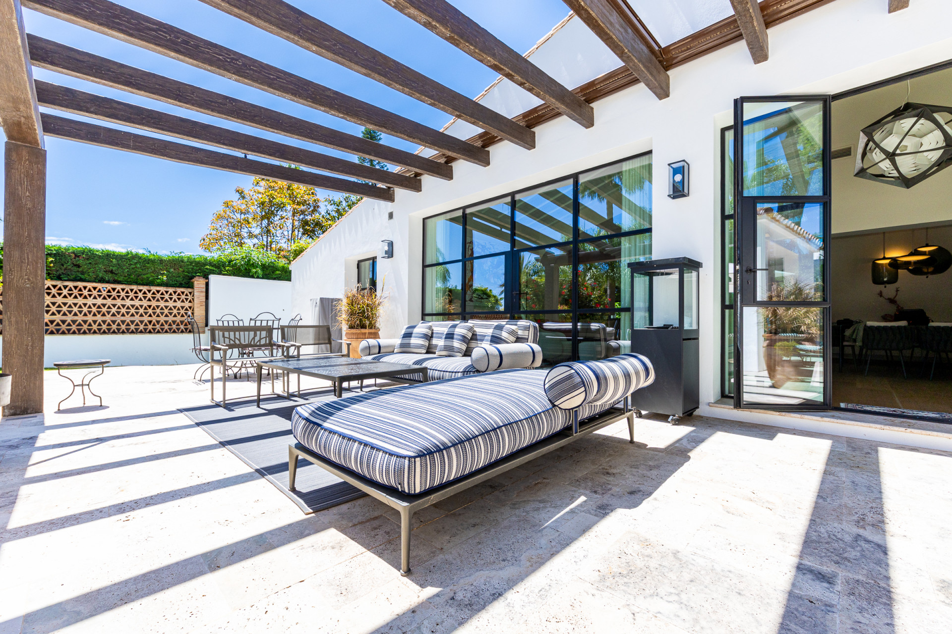 Renovated 5-Bed Villa with Pool in Los Monteros, Marbella Este — Marbella Este - Los Monteros