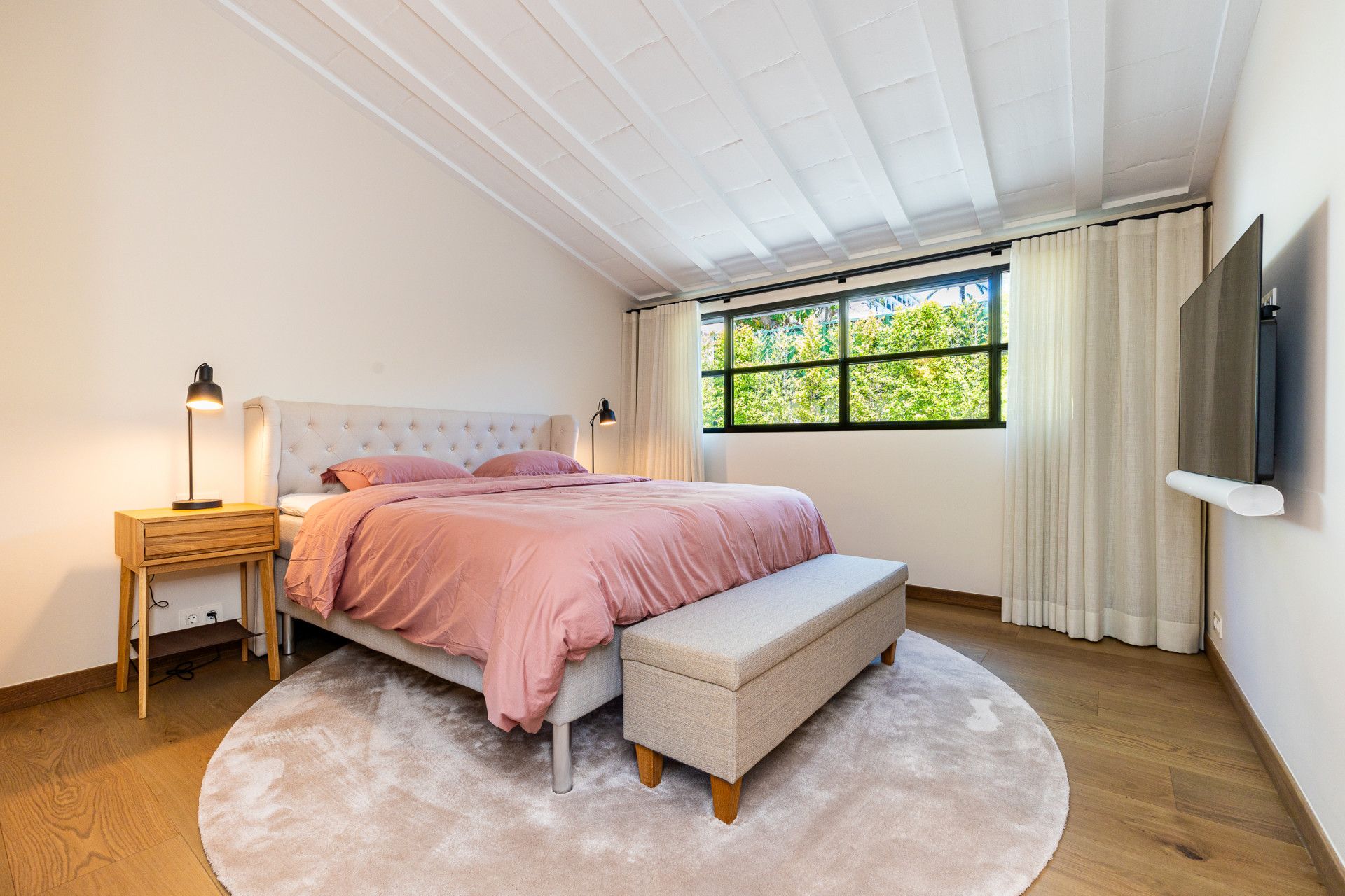 Fully Renovated Villa in Los Monteros, Marbella Este – 5 Beds, Pool — Marbella Este - Los Monteros