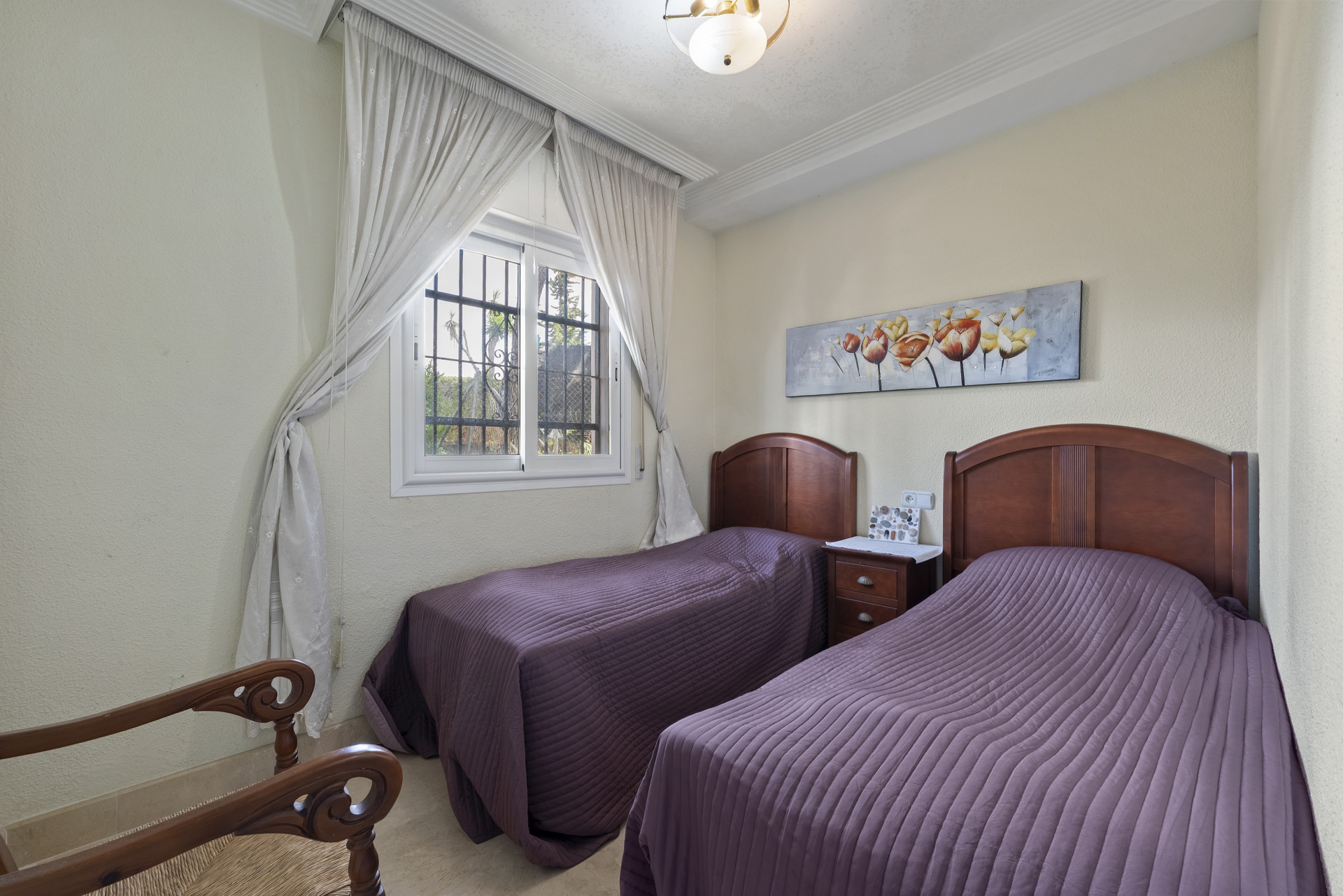 4-Bed Town House with Pool in Exclusive Calahonda Community — Calahonda