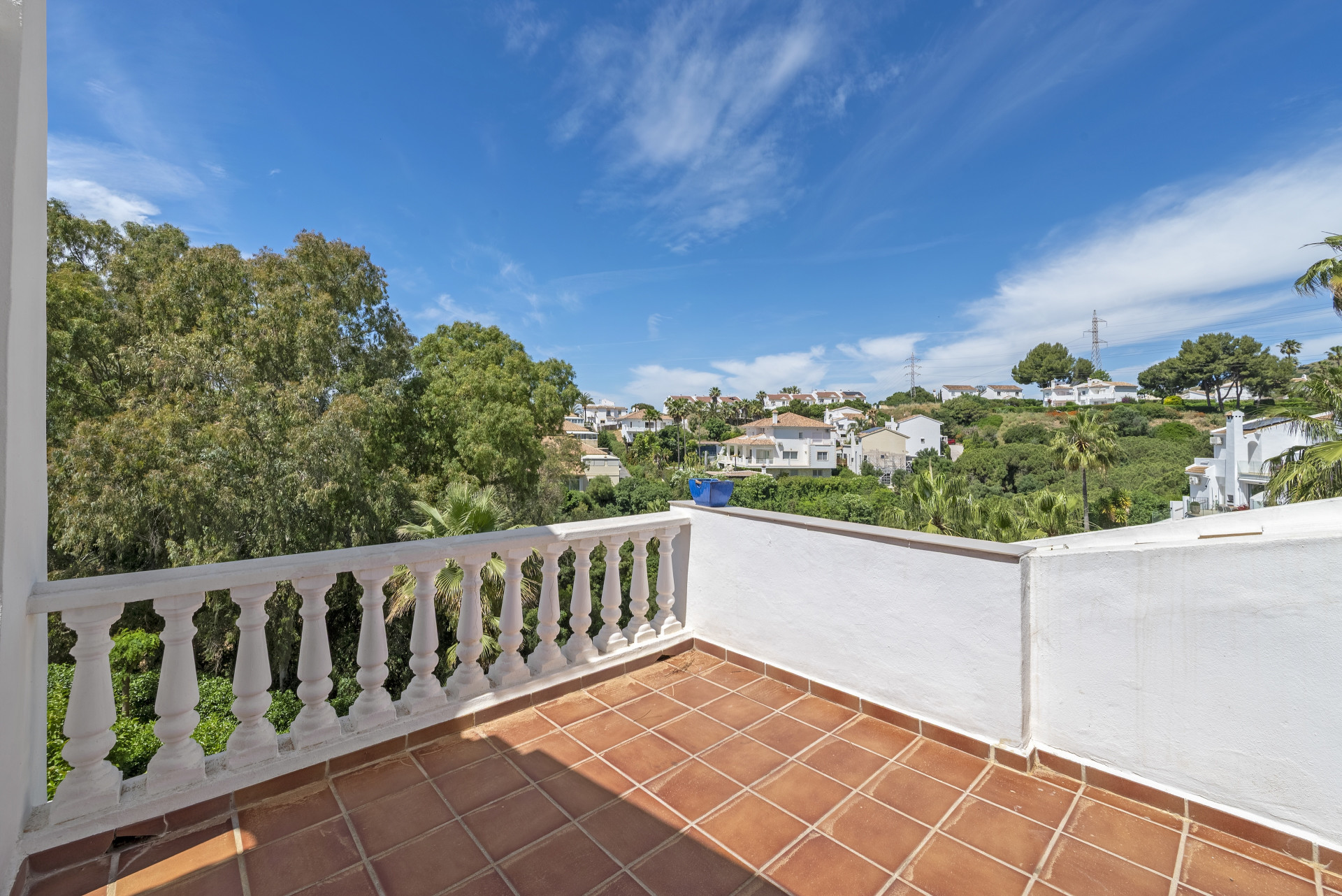 4-Bed Town House with Pool in Exclusive Calahonda Community — Calahonda