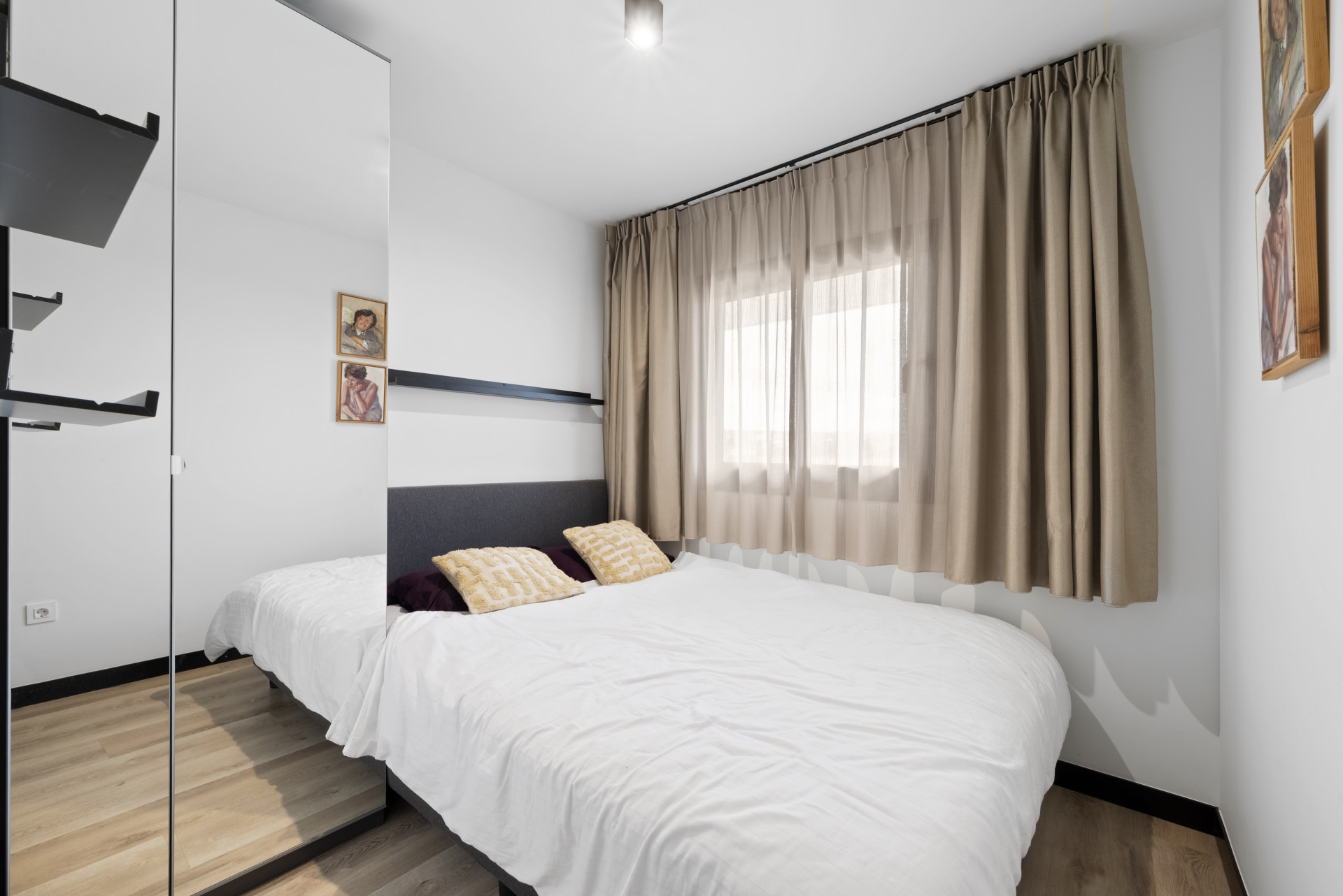 Furnished 3-Bed Apartment with Terrace & Pool, Mijas Costa — Mijas Costa