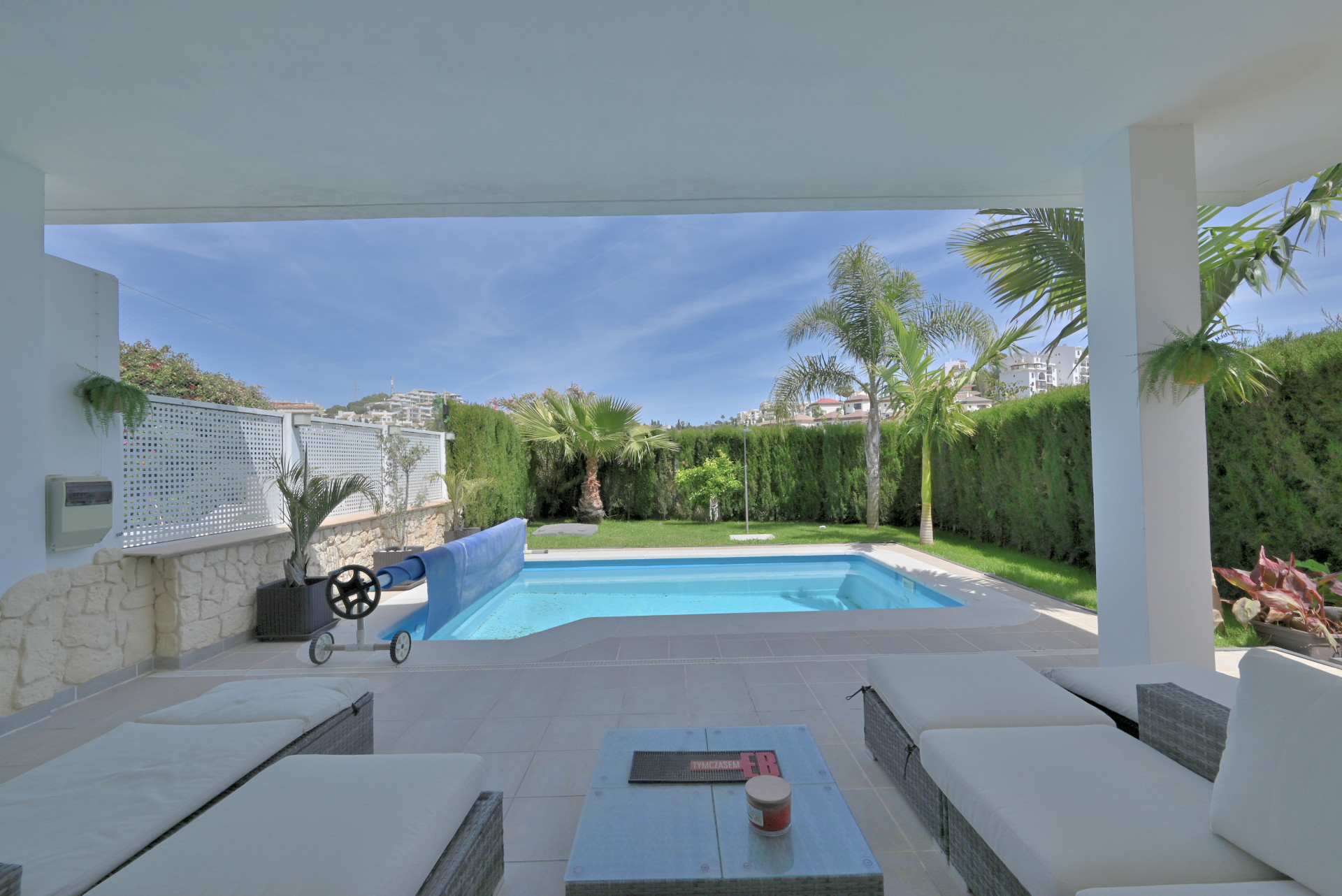 Frontline Golf Semi-Detached Villa in Riviera del Sol, Malaga — Riviera del Sol