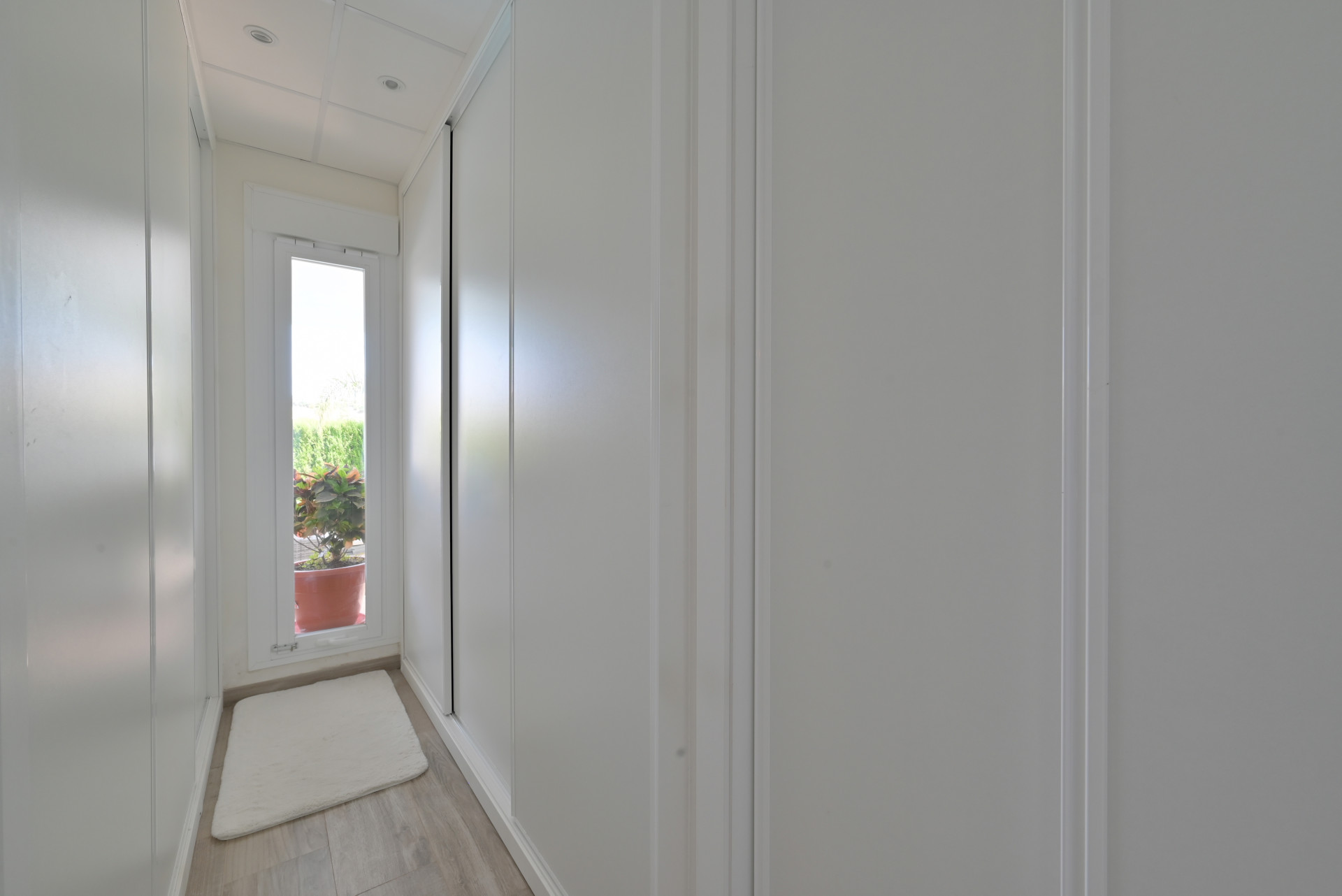 Frontline Golf Semi-Detached Villa in Riviera del Sol, Malaga — Riviera del Sol