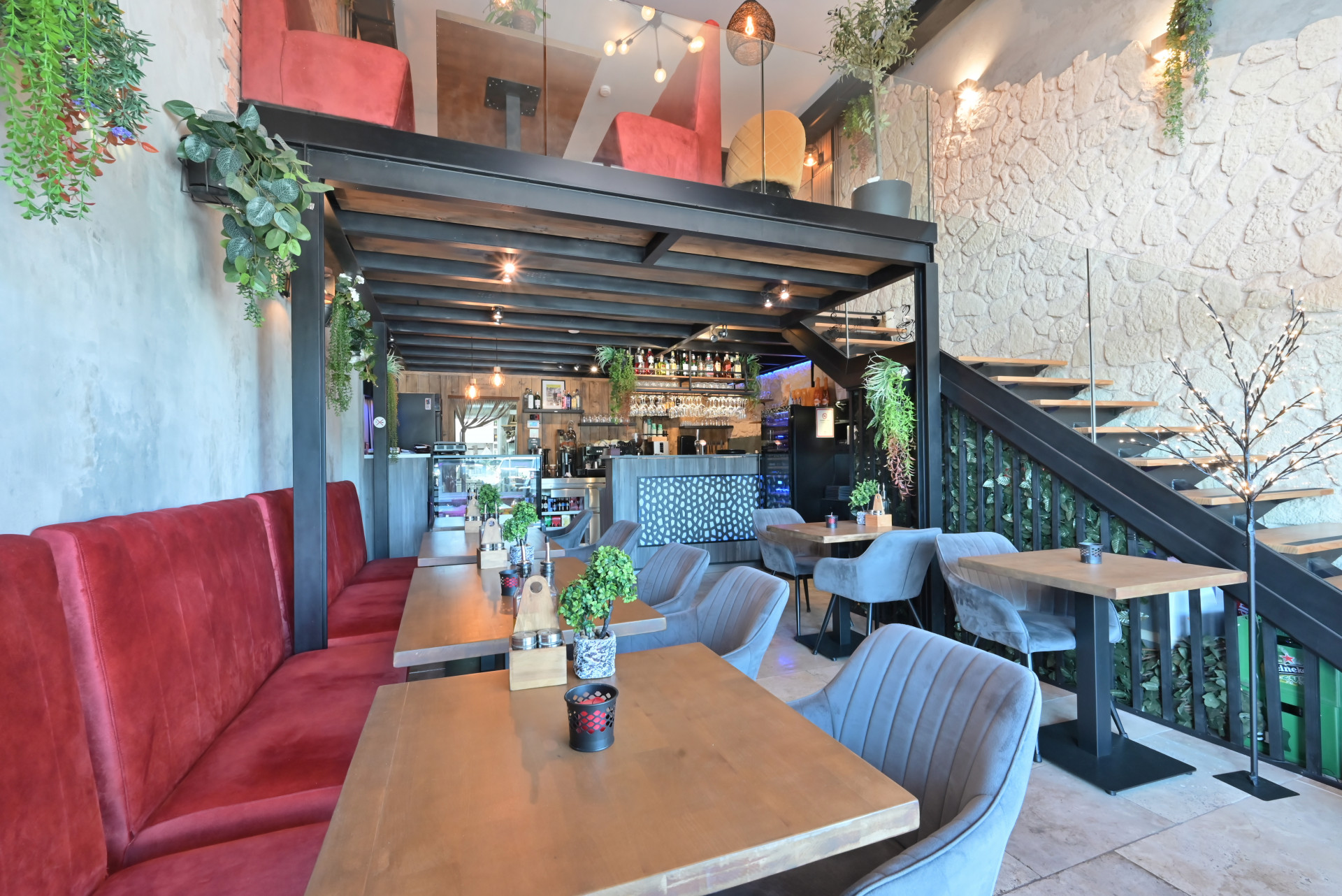 Turnkey Restaurant for Sale in Calahonda, Malaga - Ref ST6311 — Calahonda