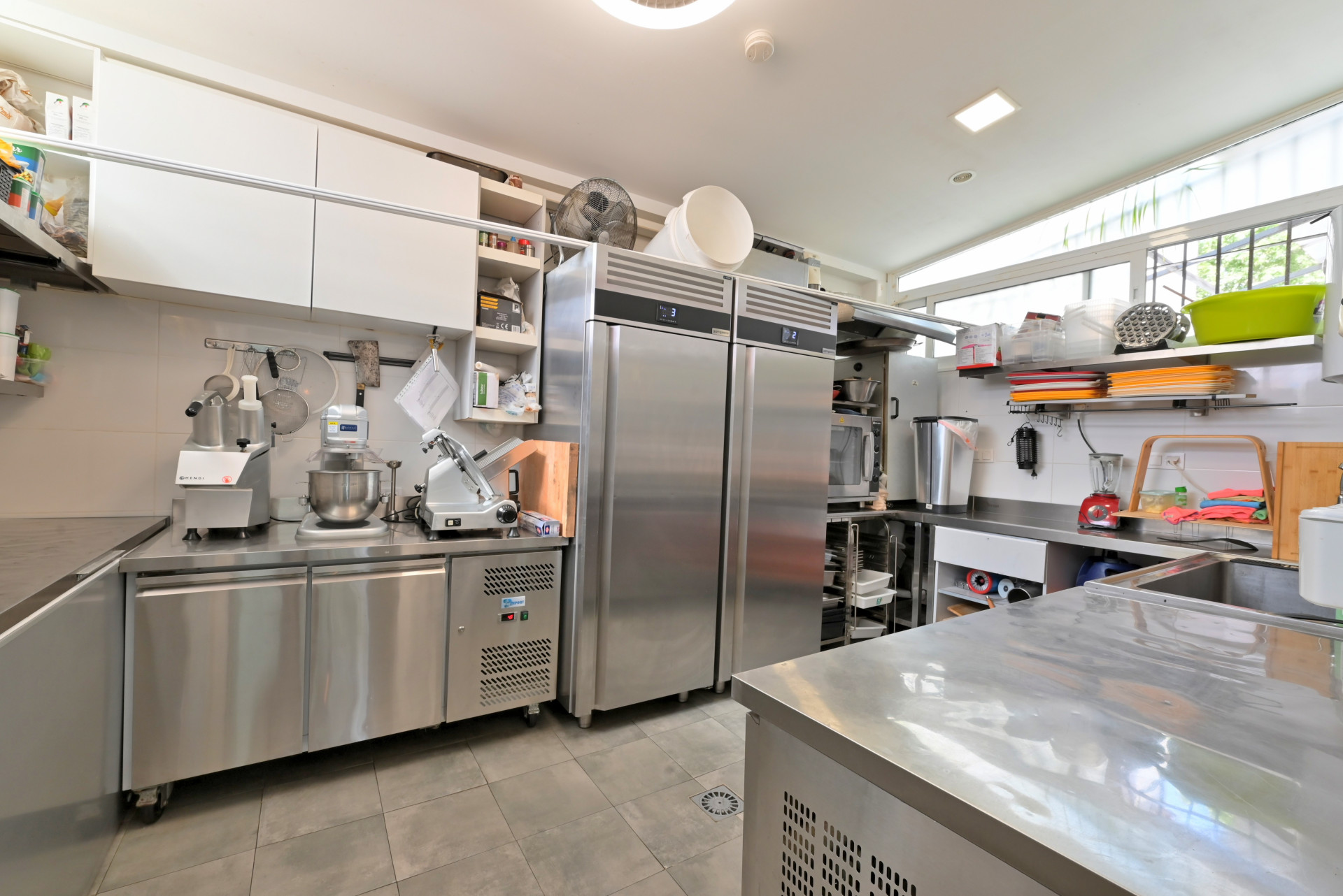 Turnkey Restaurant for Sale in Calahonda, Malaga - Ref ST6311 — Calahonda