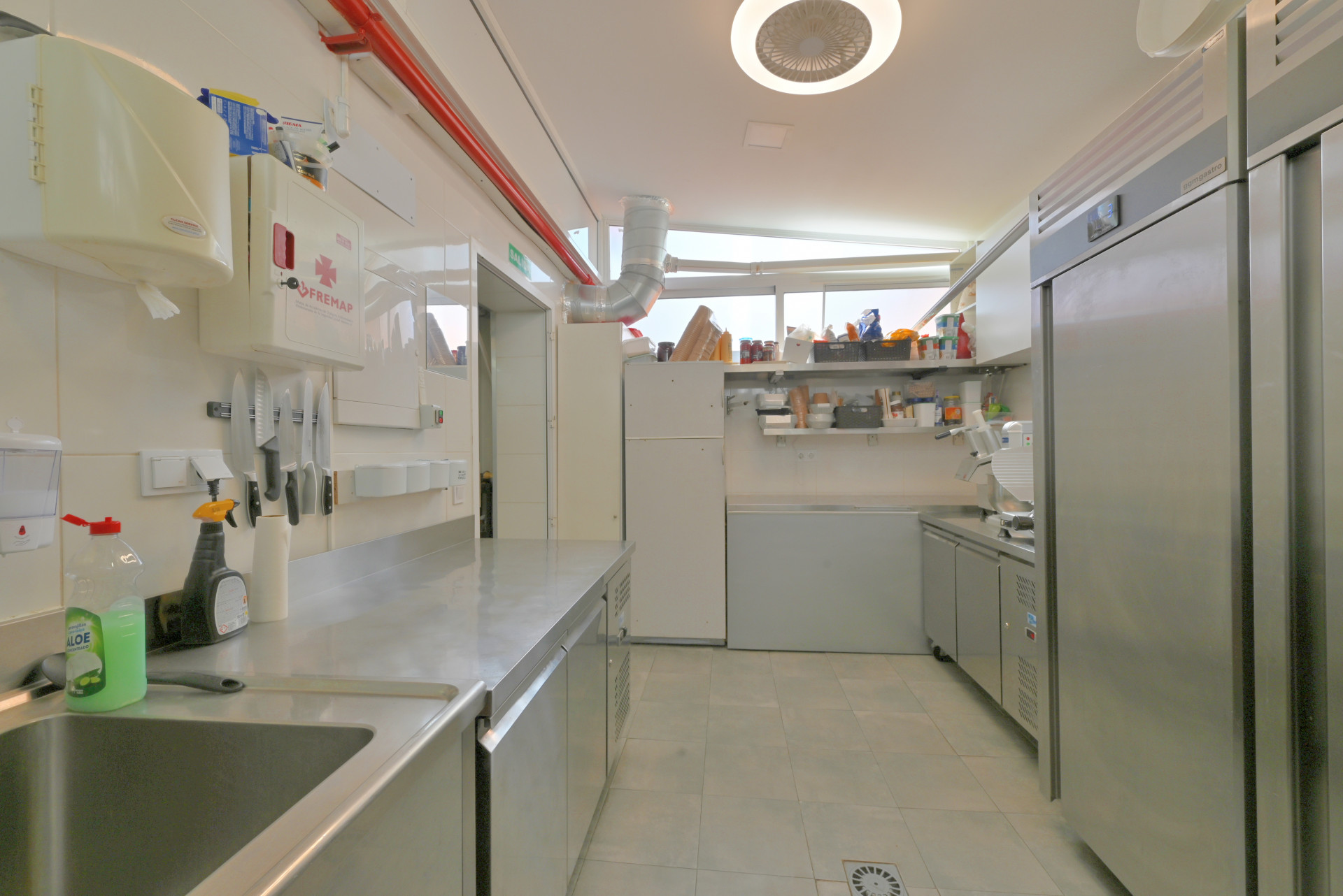 Turnkey Restaurant for Sale in Calahonda, Malaga - Ref ST6311 — Calahonda