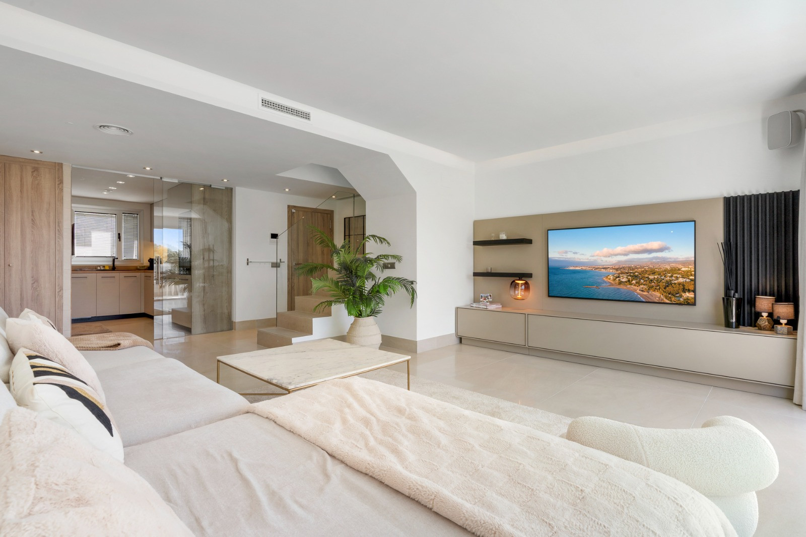Luxury 3-Bed Duplex Penthouse with Views, La Cala Golf Resort — La Cala Golf Resort