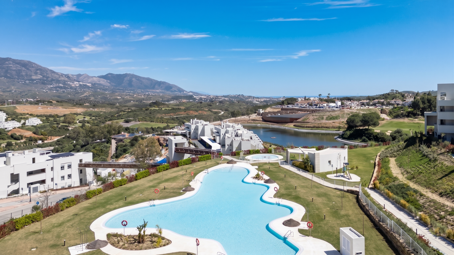 Luxury 3-Bed Duplex Penthouse with Views, La Cala Golf Resort — La Cala Golf Resort