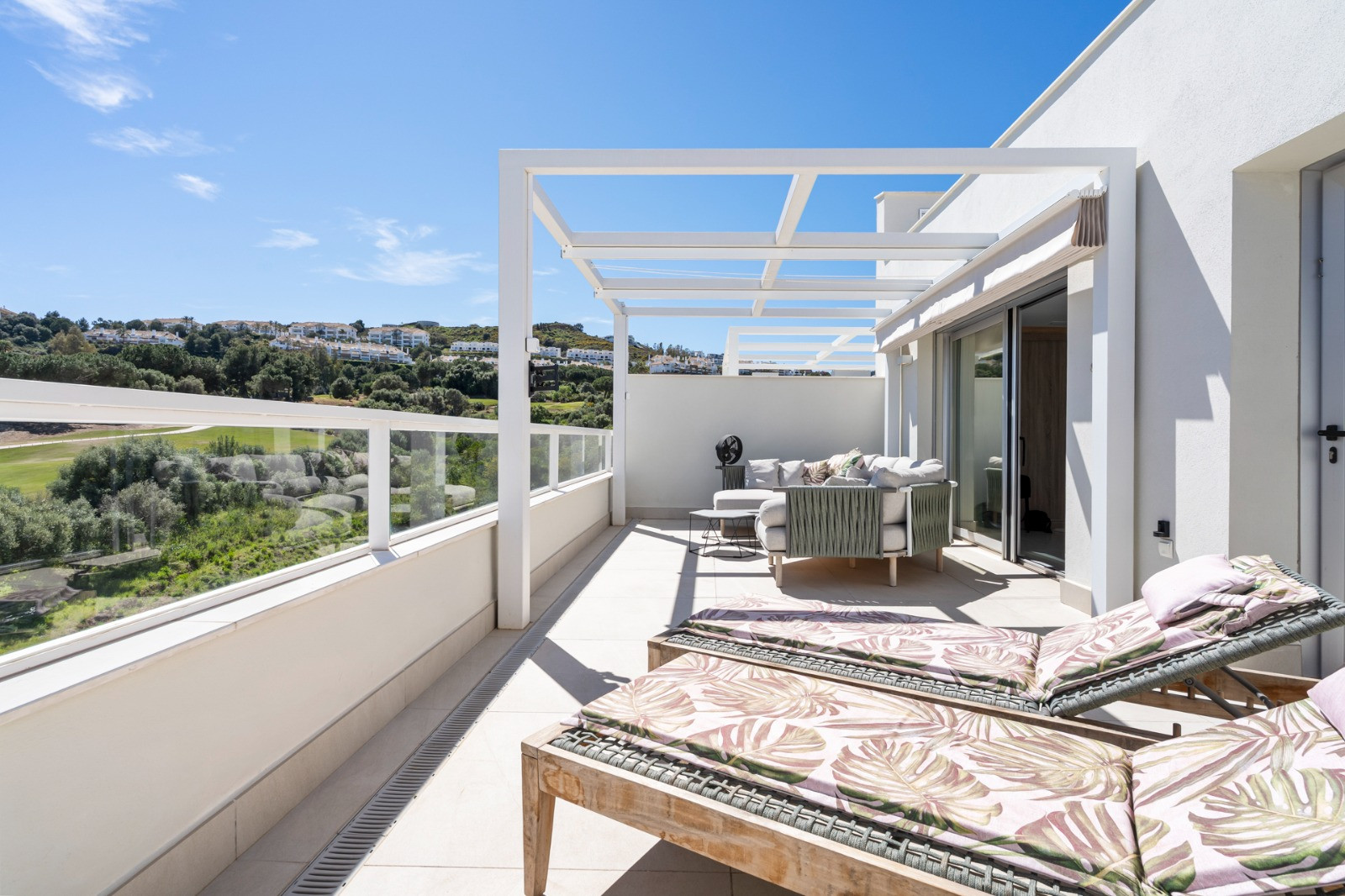 Luxury 3-Bed Duplex Penthouse with Views, La Cala Golf Resort — La Cala Golf Resort