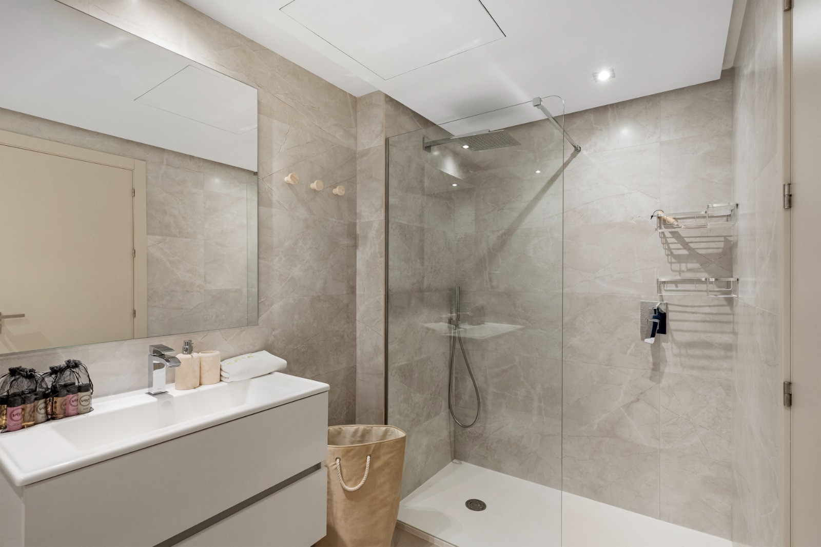 Luxury 3-Bed Duplex Penthouse with Views, La Cala Golf Resort — La Cala Golf Resort