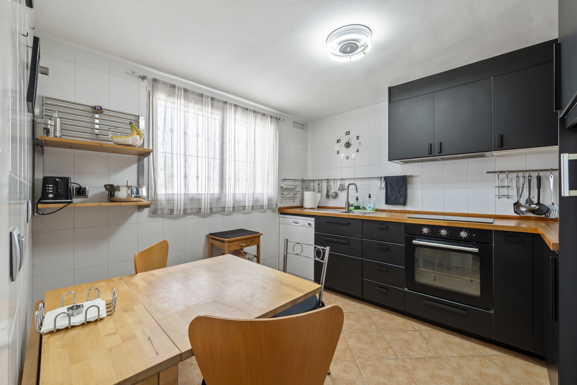 Spacious 5-Bed Town House with Pool Between Mijas and Fuengirola — Mijas