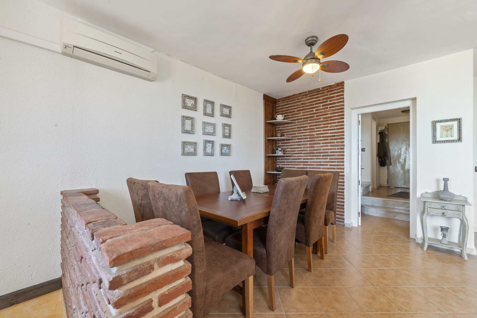 Spacious 5-Bed Town House with Pool Between Mijas and Fuengirola — Mijas