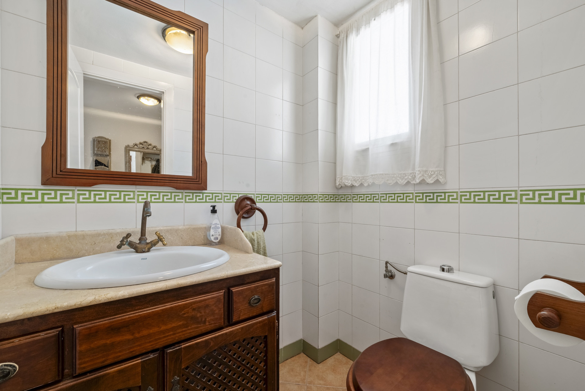 Spacious 5-Bed Town House with Pool Between Mijas and Fuengirola — Mijas