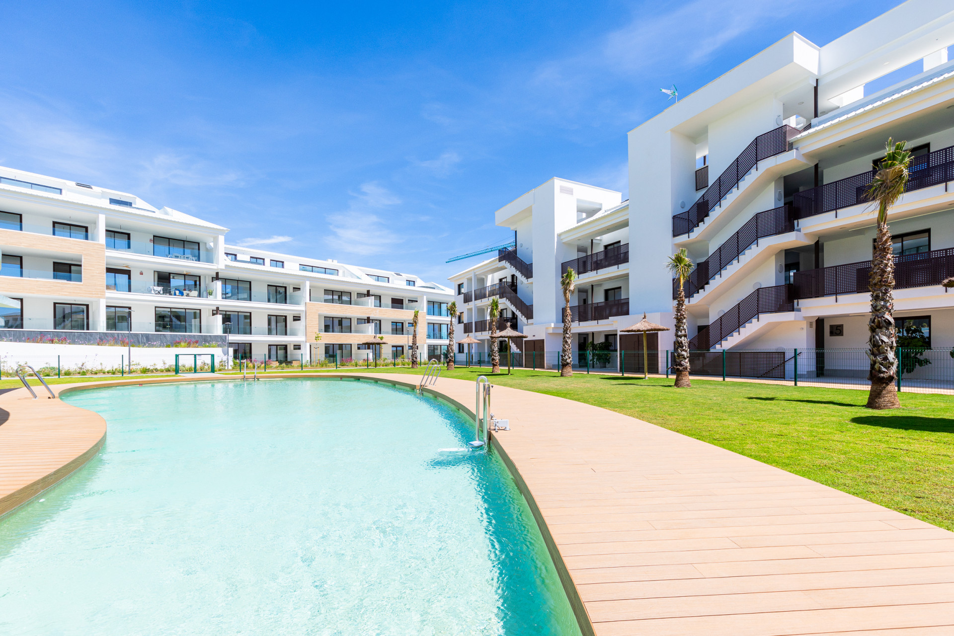 2-Bed Apartment with Large Terrace, Reserva del Higuerón, Málaga — Reserva del Higuerón