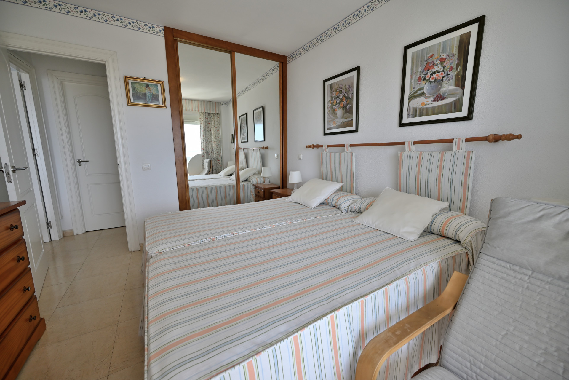 13th-Floor Sea-View Apartment Near Puerto Marina, Benalmádena — Benalmadena