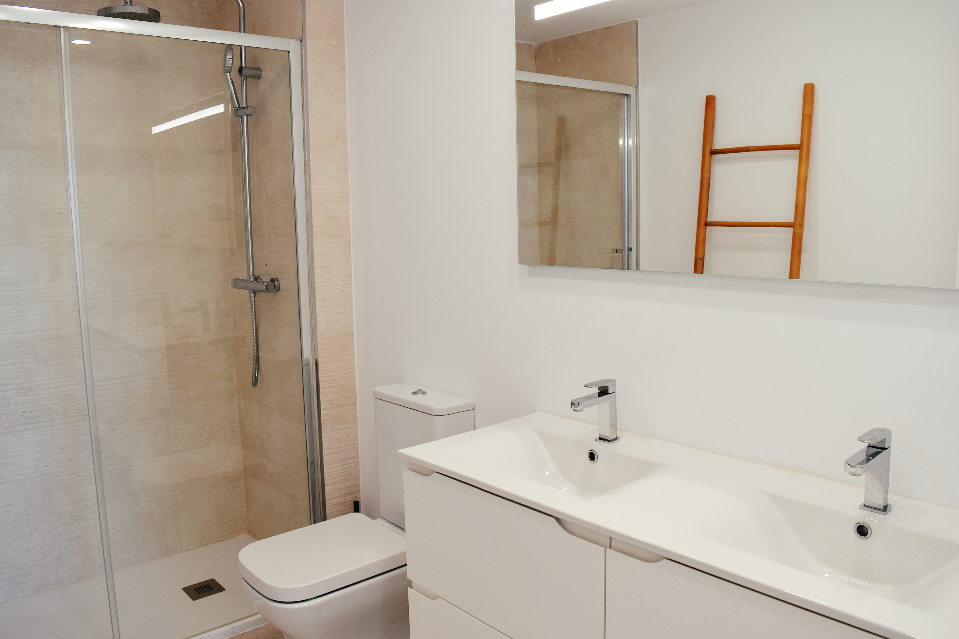 New Townhouse in Cala Serena Village, Cala de Mijas – 4 Bed, Pool — Cala de Mijas