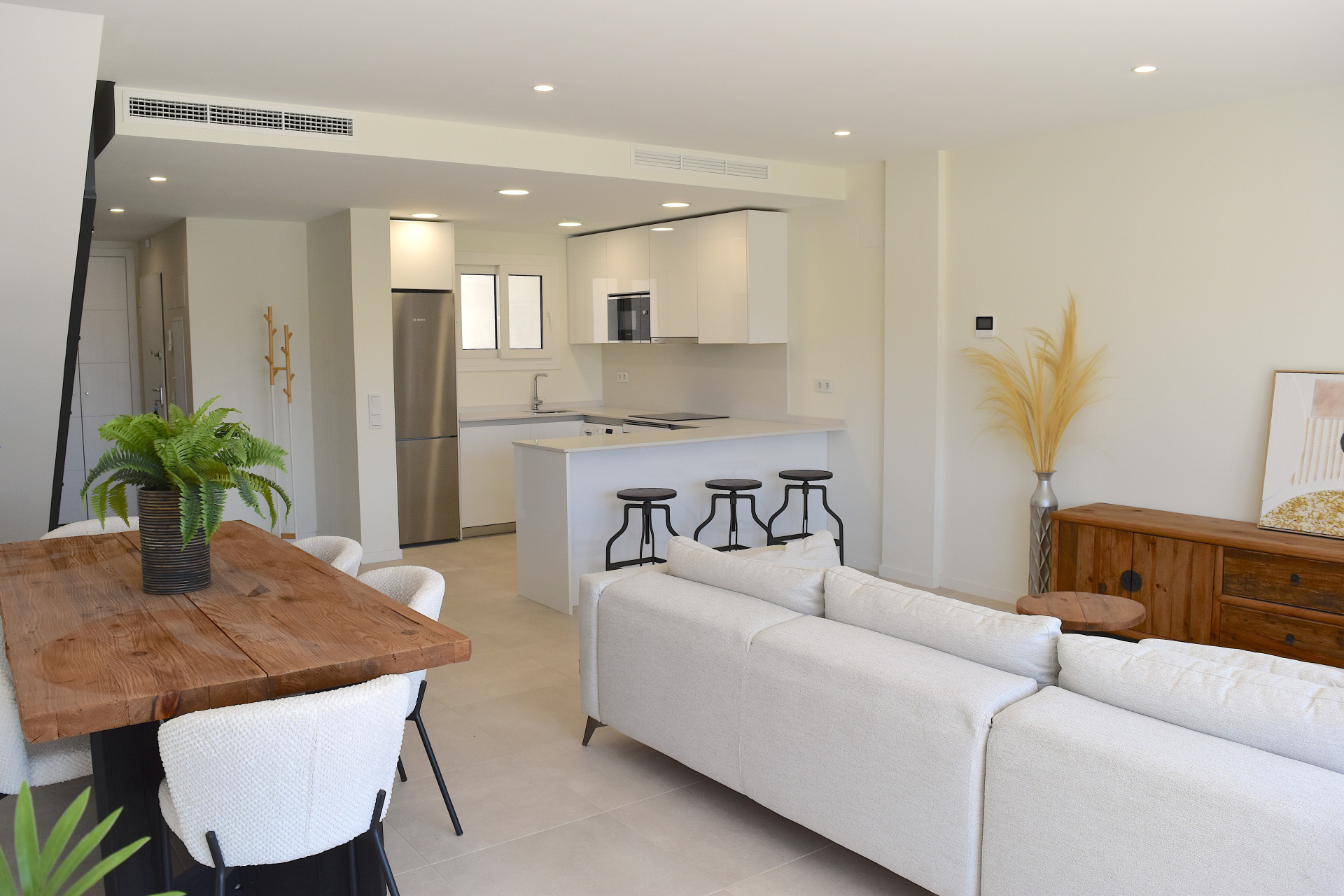 New Townhouse in Cala Serena Village, Cala de Mijas – 4 Bed, Pool — Cala de Mijas