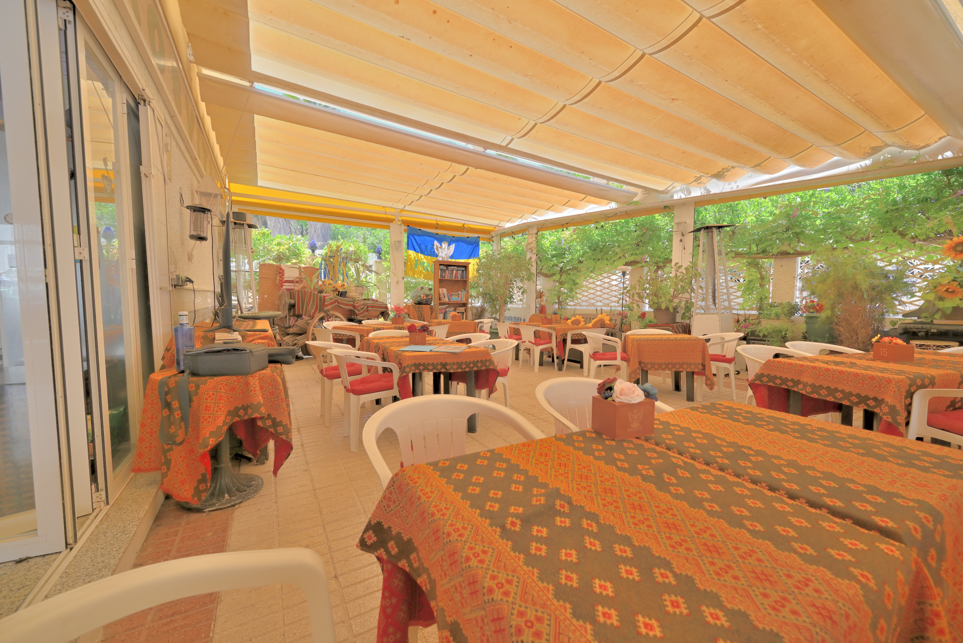 Freehold Restaurant & Commercial Property for Sale in Benalmádena — Benalmadena