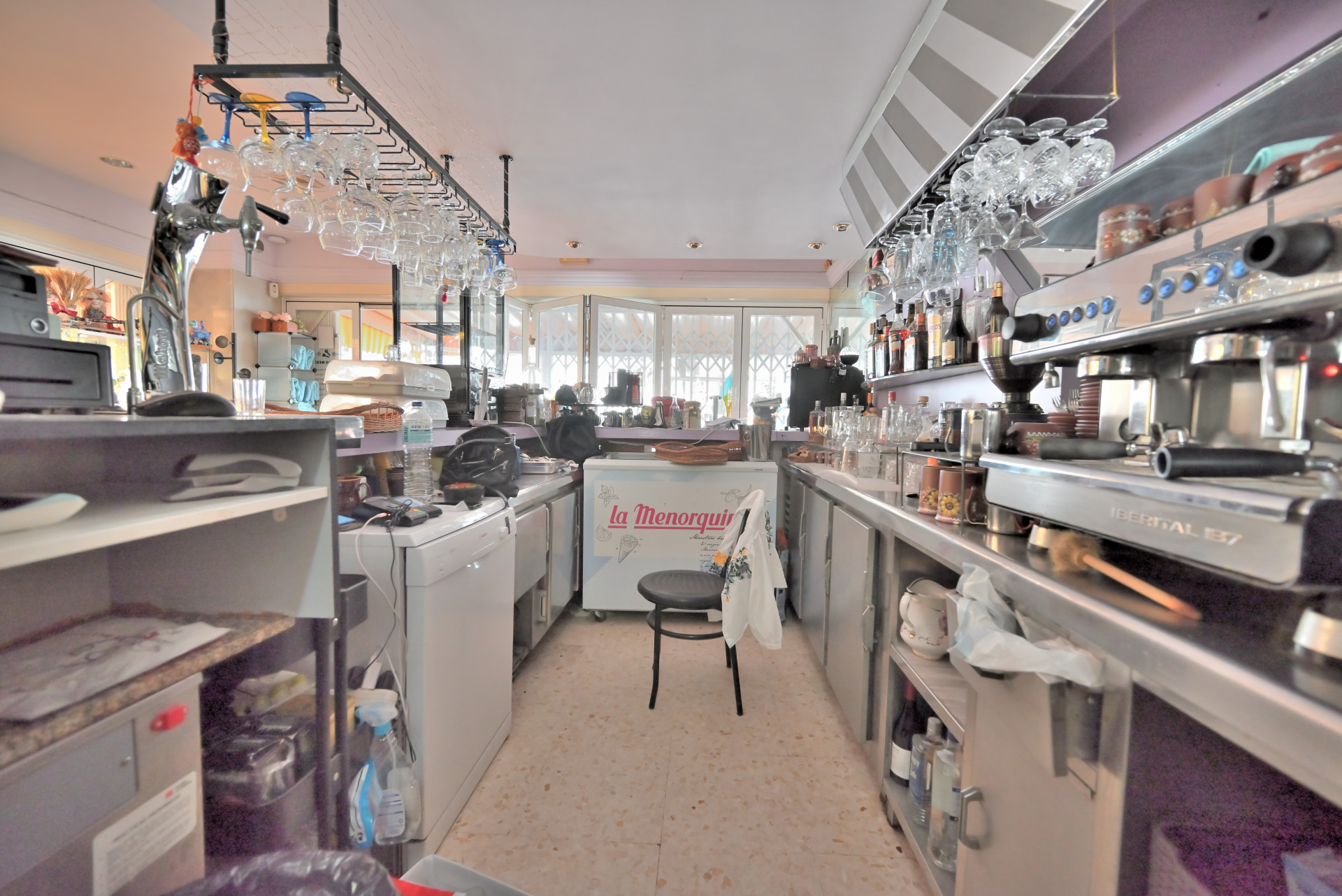 Freehold Restaurant & Commercial Property for Sale in Benalmádena — Benalmadena