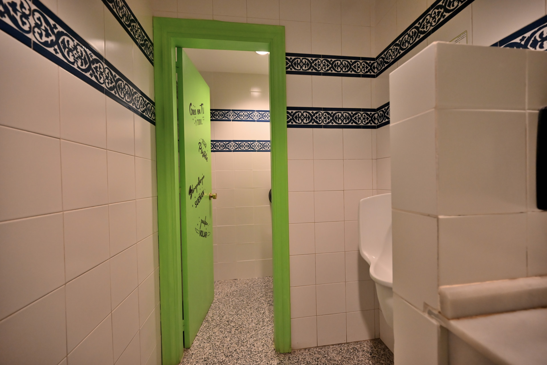 Freehold Restaurant & Commercial Property for Sale in Benalmádena — Benalmadena