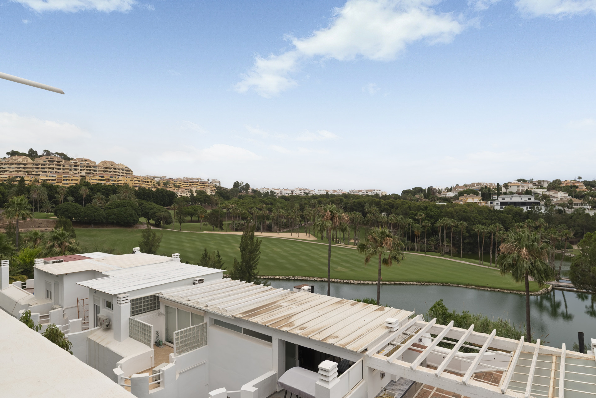 Townhouse Next to Golf Course, Torrequebrada, Benalmádena Costa — Benalmadena Costa