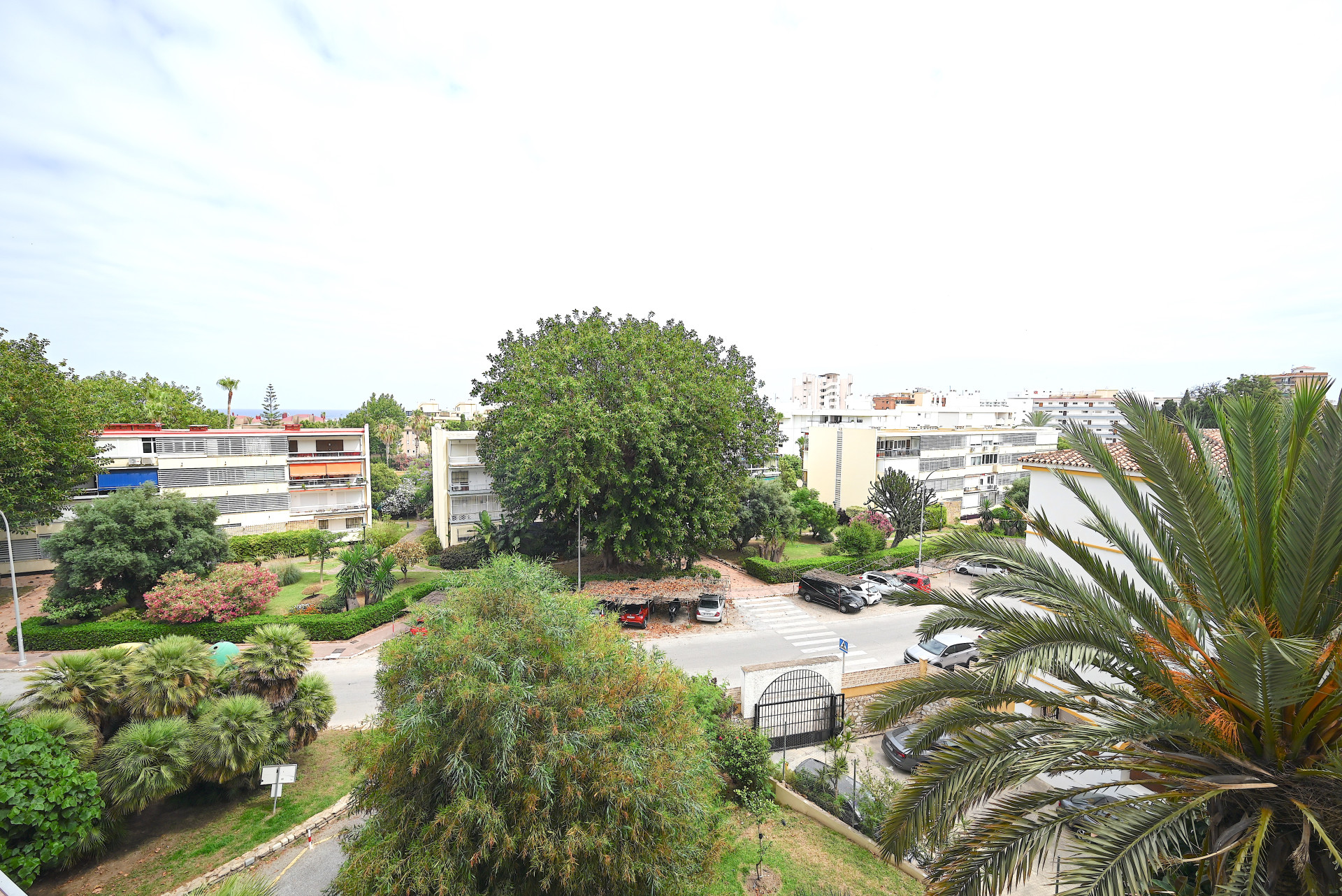 Renovated 2-Bed Turnkey Apartment in La Carihuela, Malaga — La Carihuela