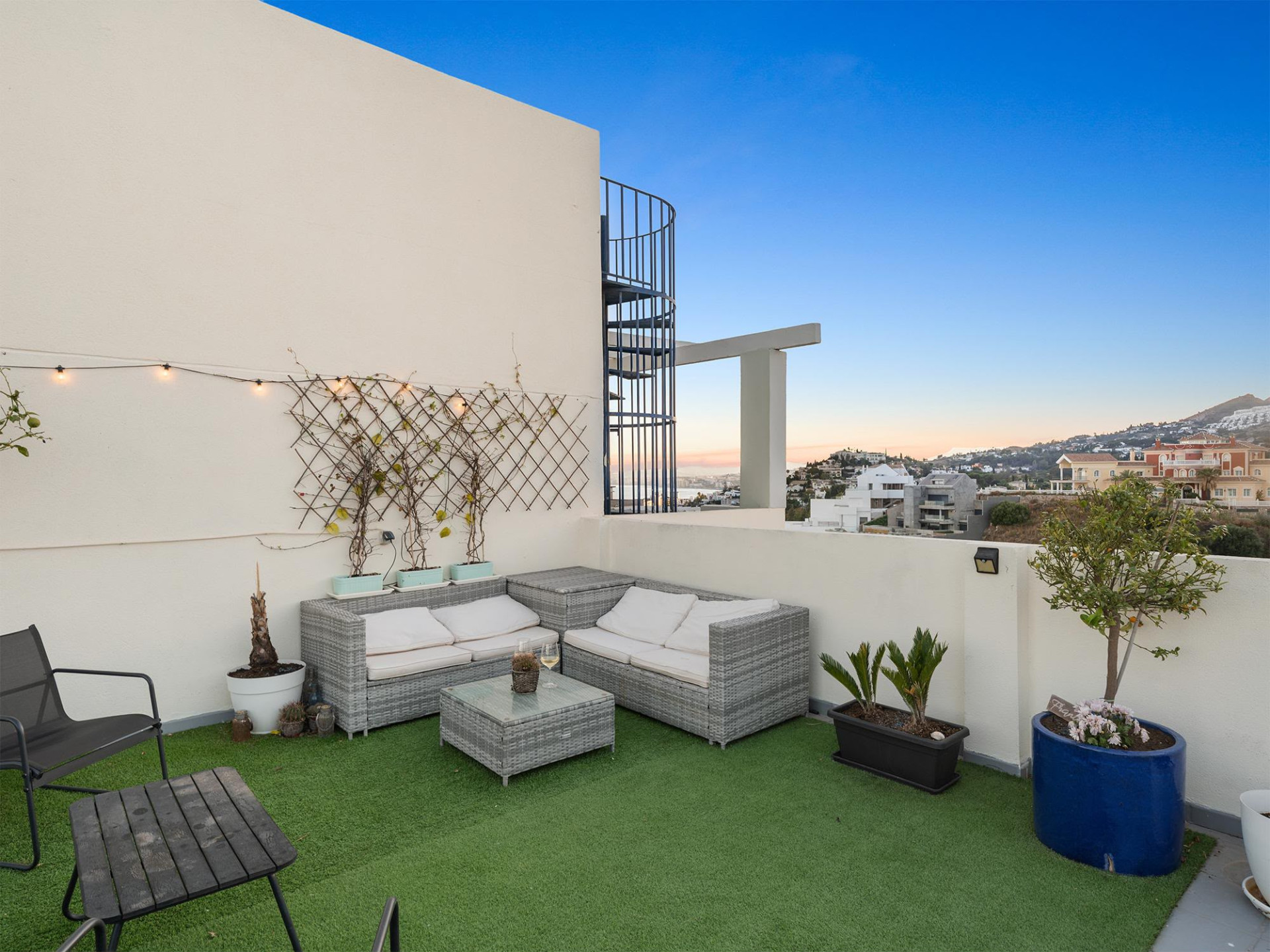 2-Bed Apartment with 60m² Terrace, La Colina, Torrequebrada — Nueva Torrequebrada