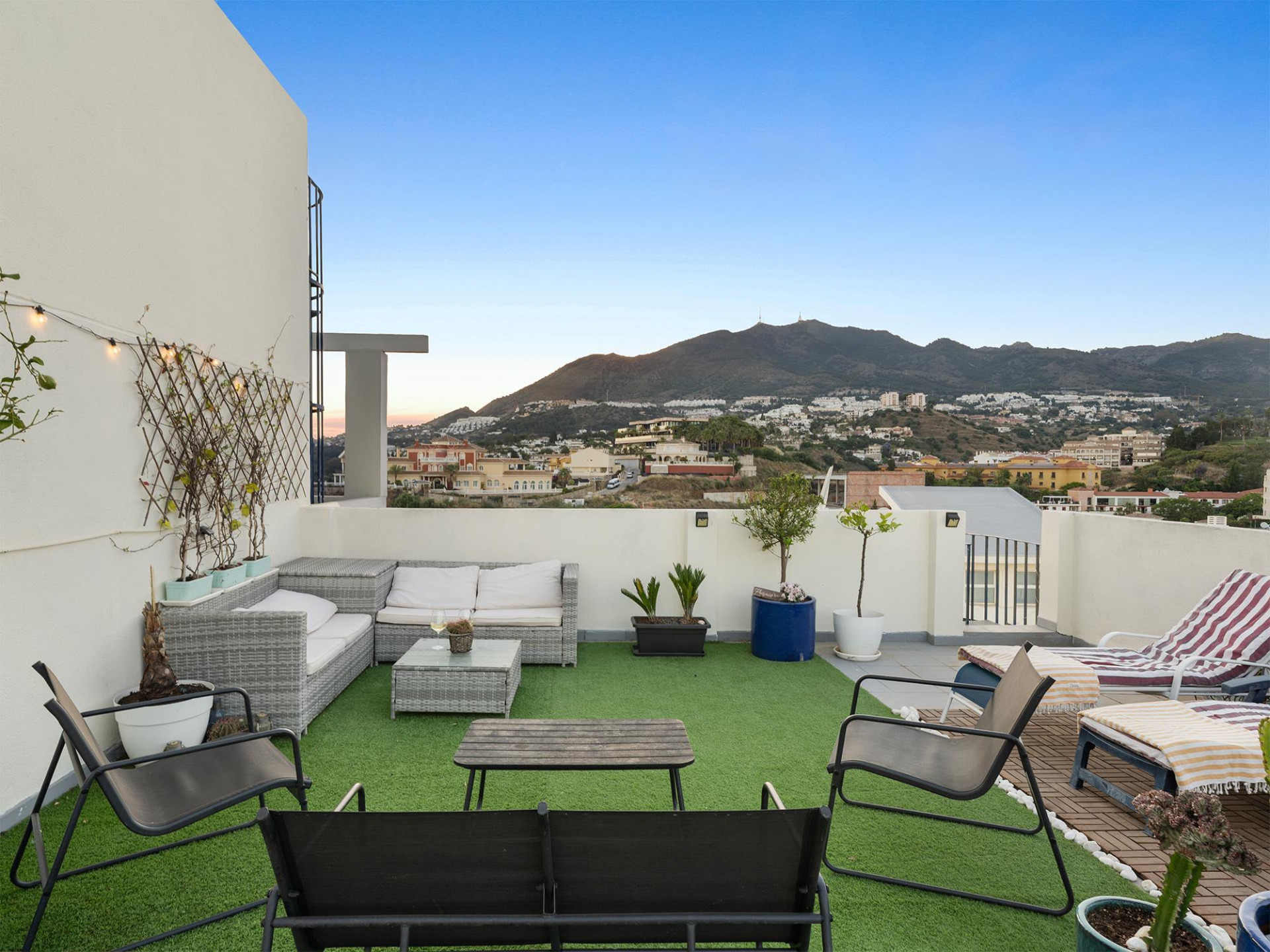 2-Bed Apartment with 60m² Terrace, La Colina, Torrequebrada — Nueva Torrequebrada