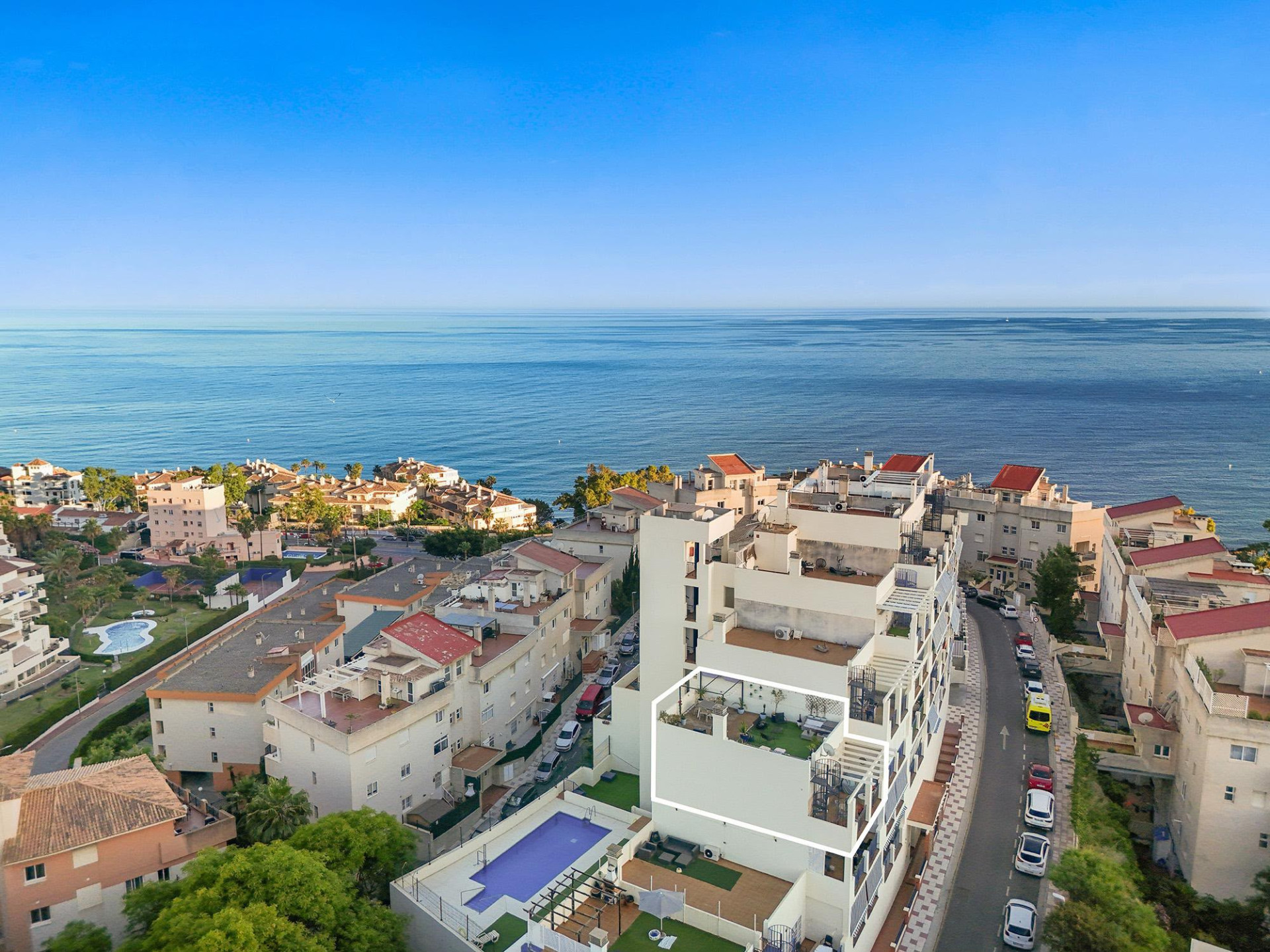 2-Bed Apartment with 60m² Terrace, La Colina, Torrequebrada — Nueva Torrequebrada