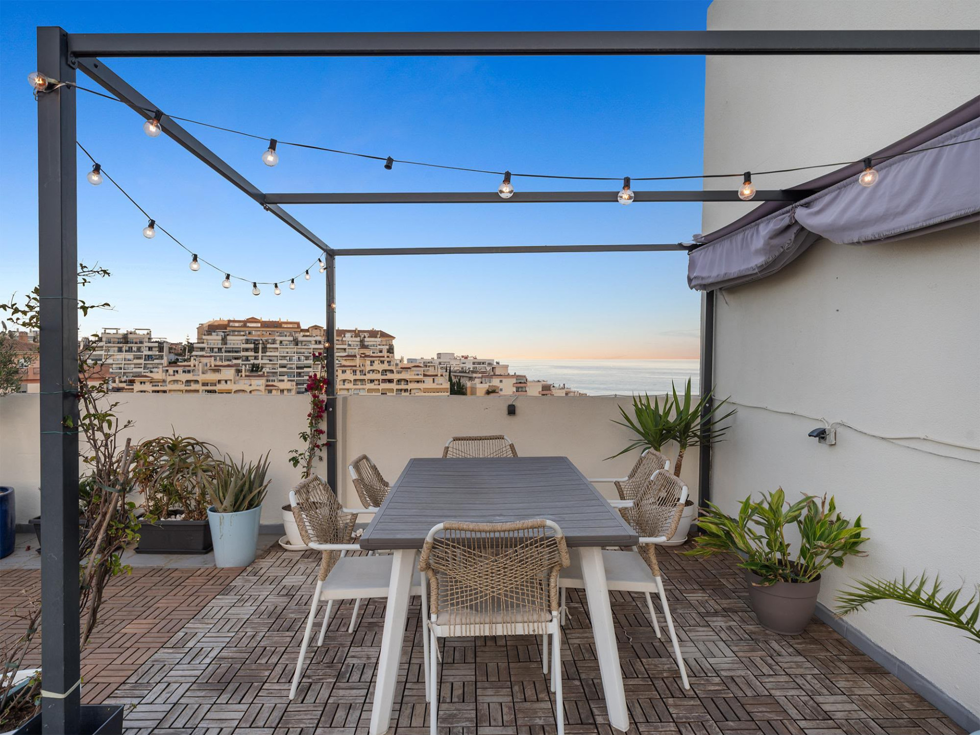 2-Bed Apartment with 60m² Terrace, La Colina, Torrequebrada — Nueva Torrequebrada