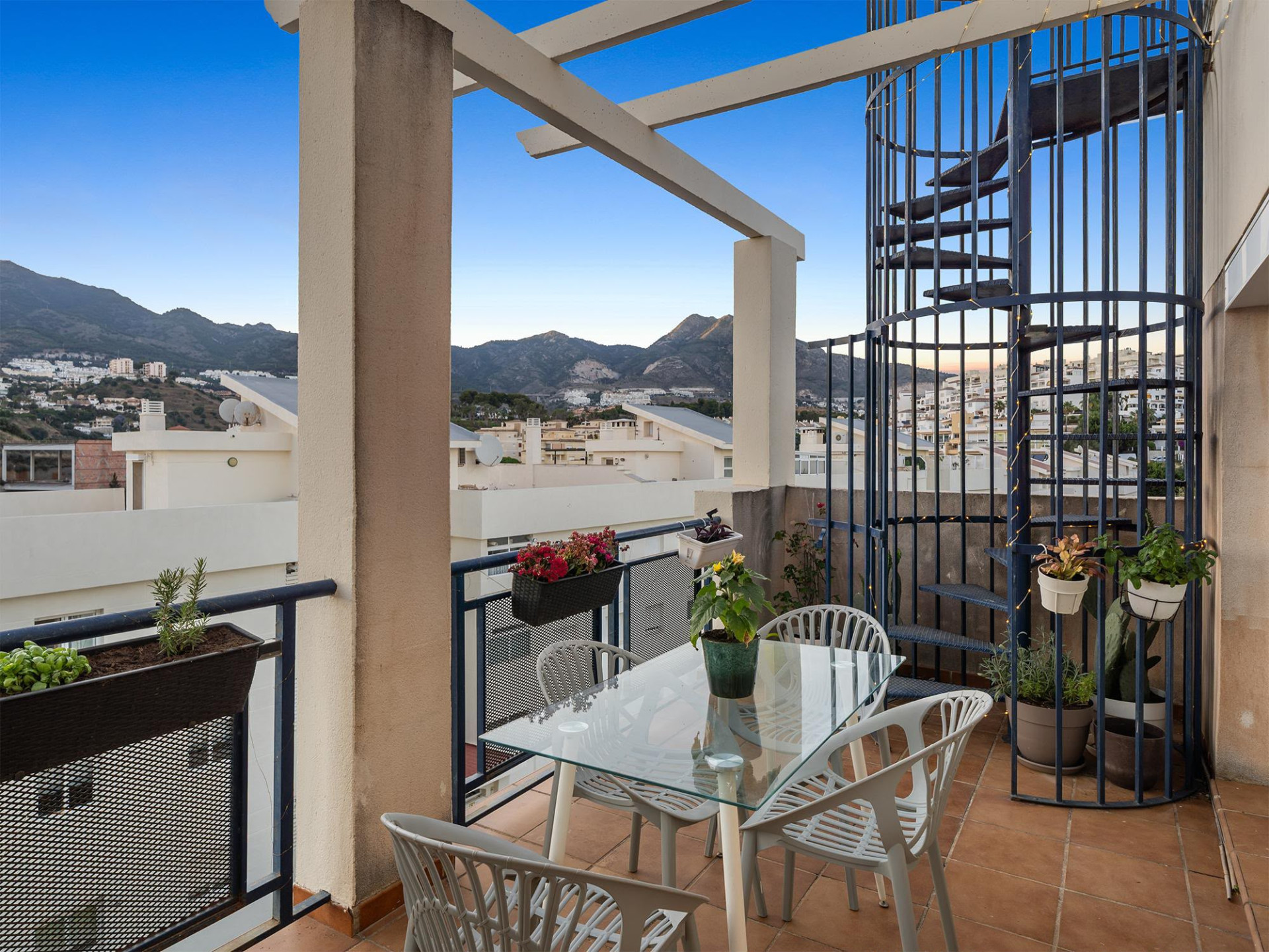 2-Bed Apartment with 60m² Terrace, La Colina, Torrequebrada — Nueva Torrequebrada