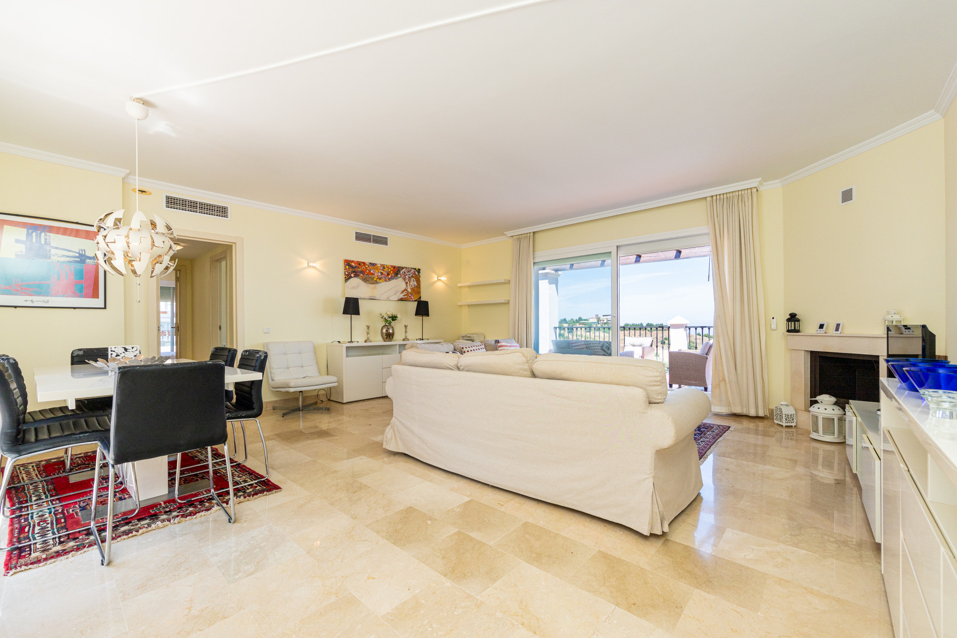 Sea-View Penthouse with Jacuzzi Terrace in Calahonda — Calahonda